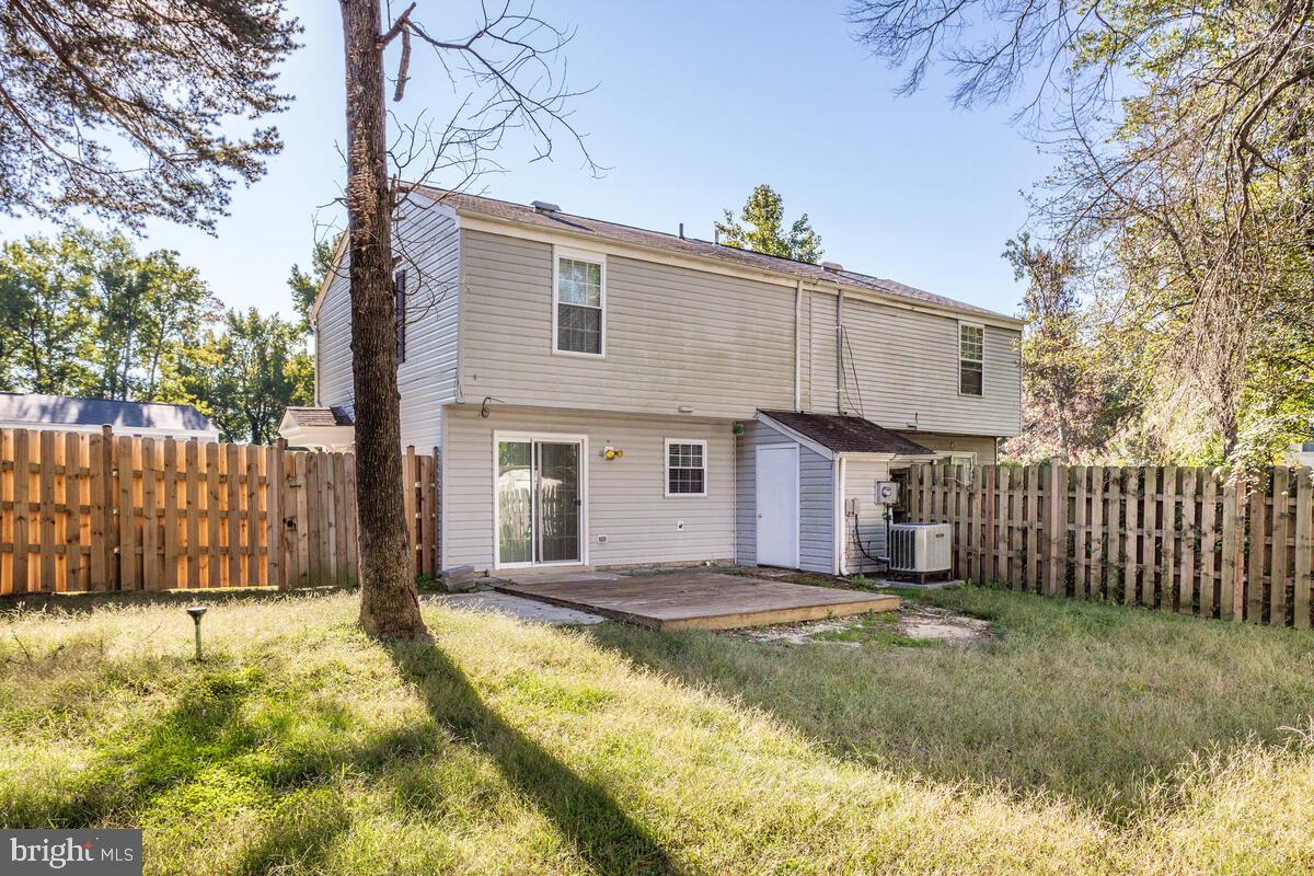 ST CHARLES SUB - HUNTINGTON - Residential Lease