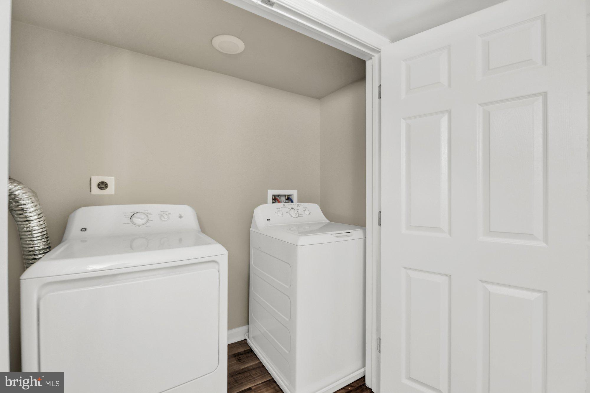 BRIDGEVIEW - GREENLAWN - Residential Lease