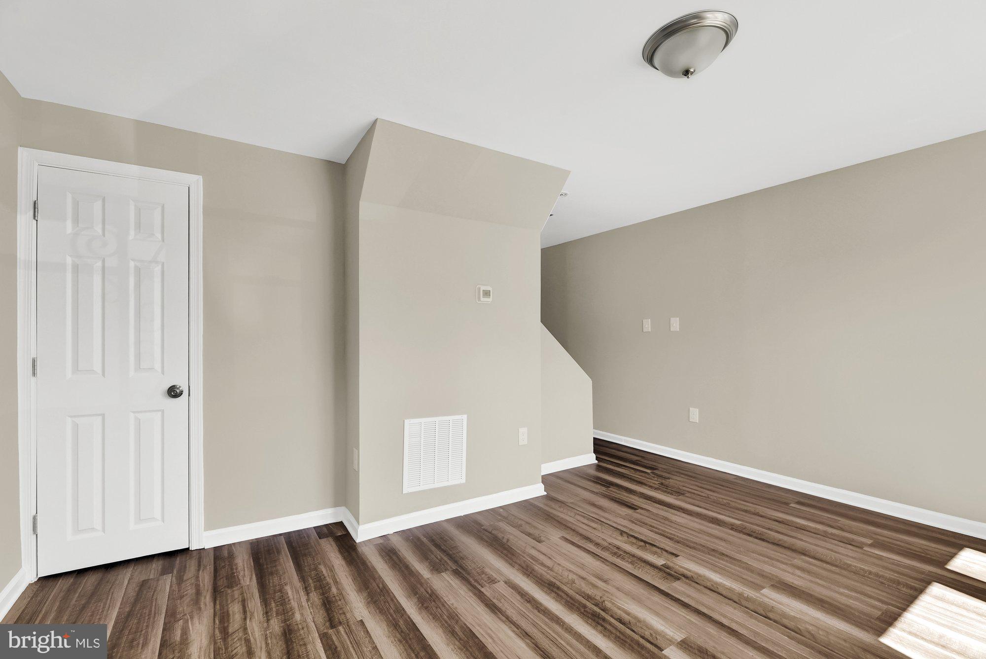 BRIDGEVIEW - GREENLAWN - Residential Lease