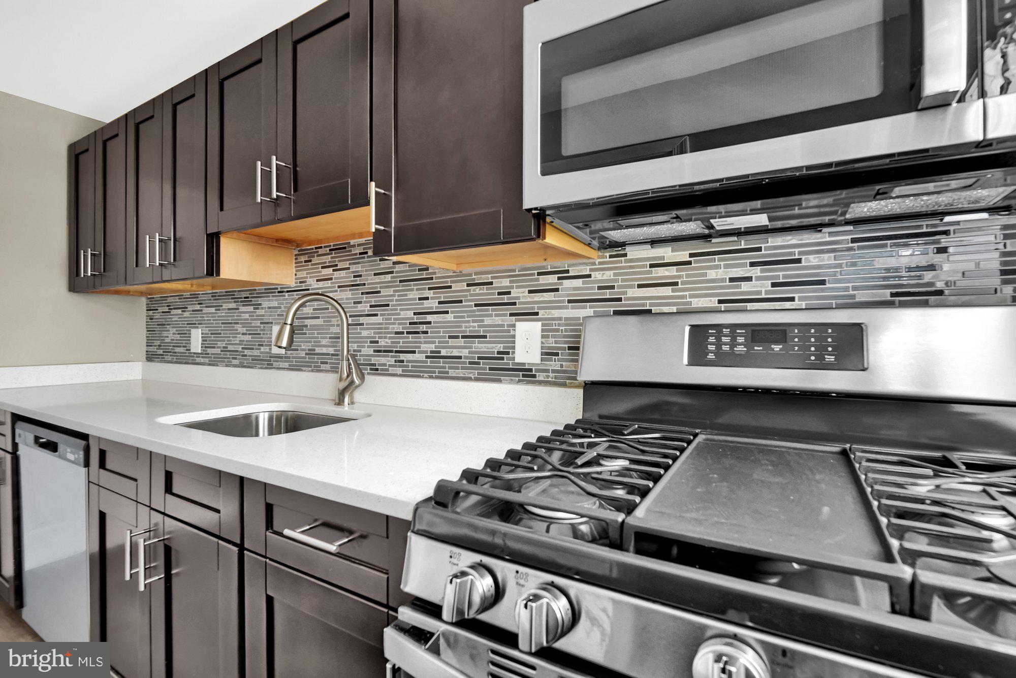 BRIDGEVIEW - GREENLAWN - Residential Lease