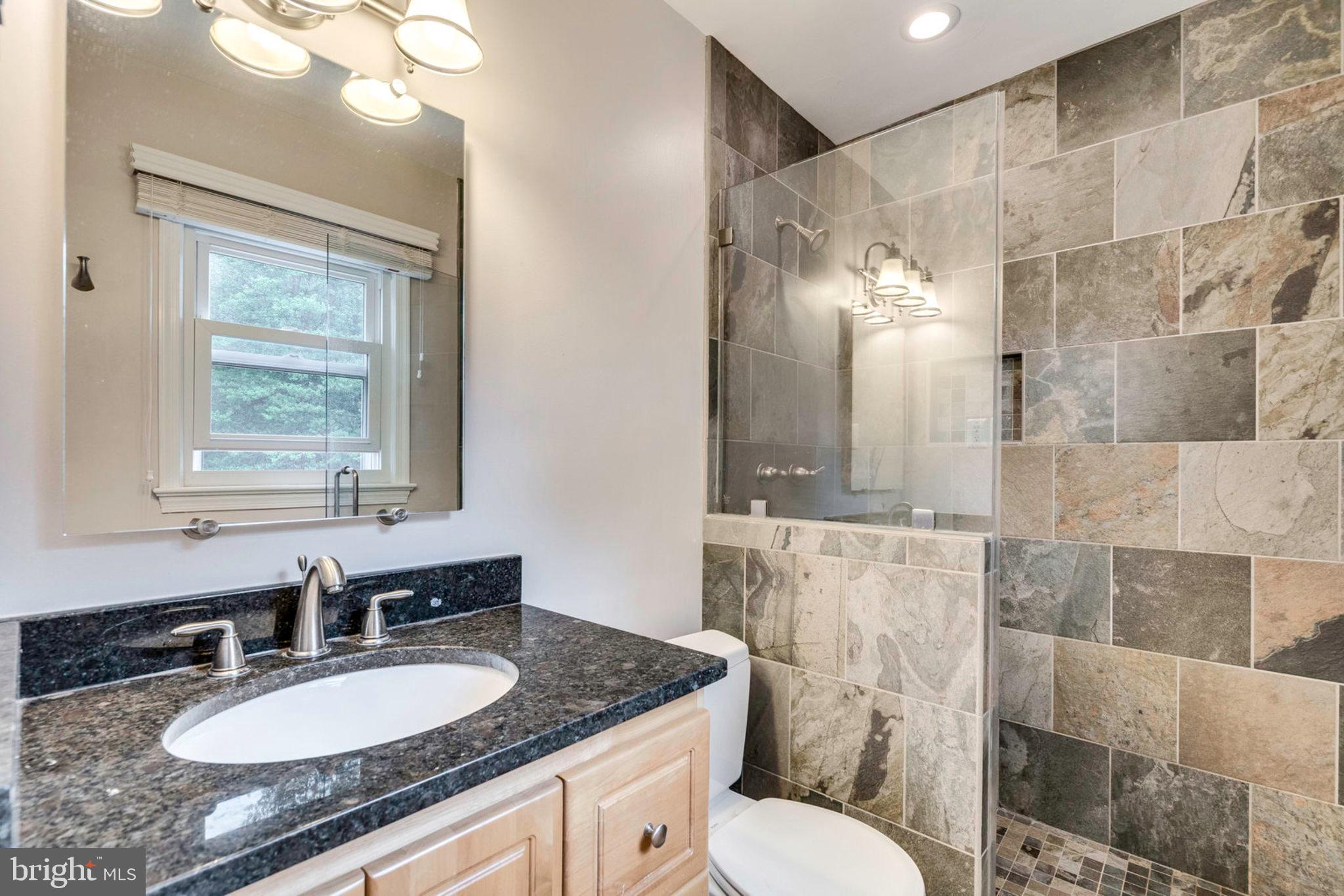 DALE VIEW MANOR - Residential Lease