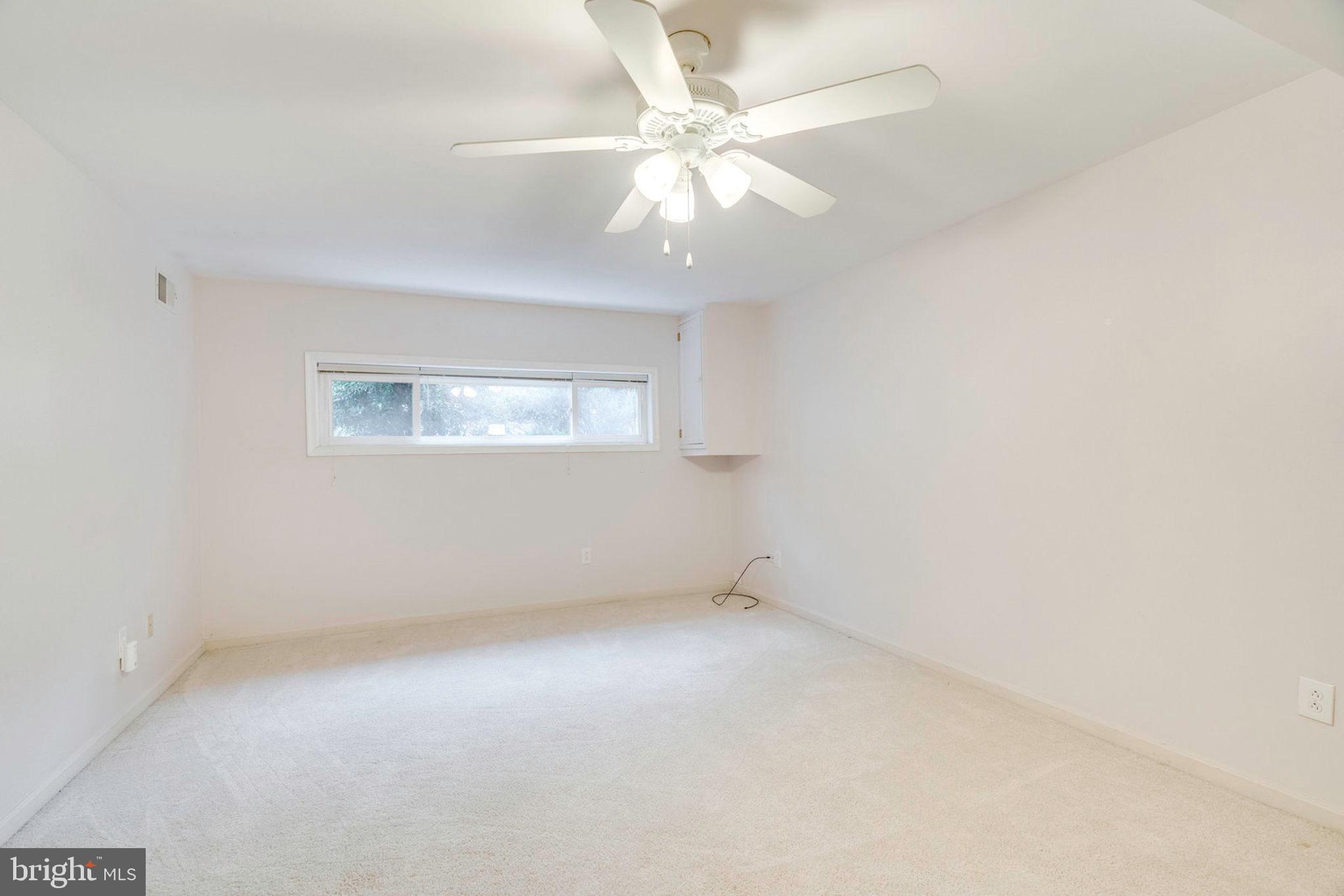 DALE VIEW MANOR - Residential Lease