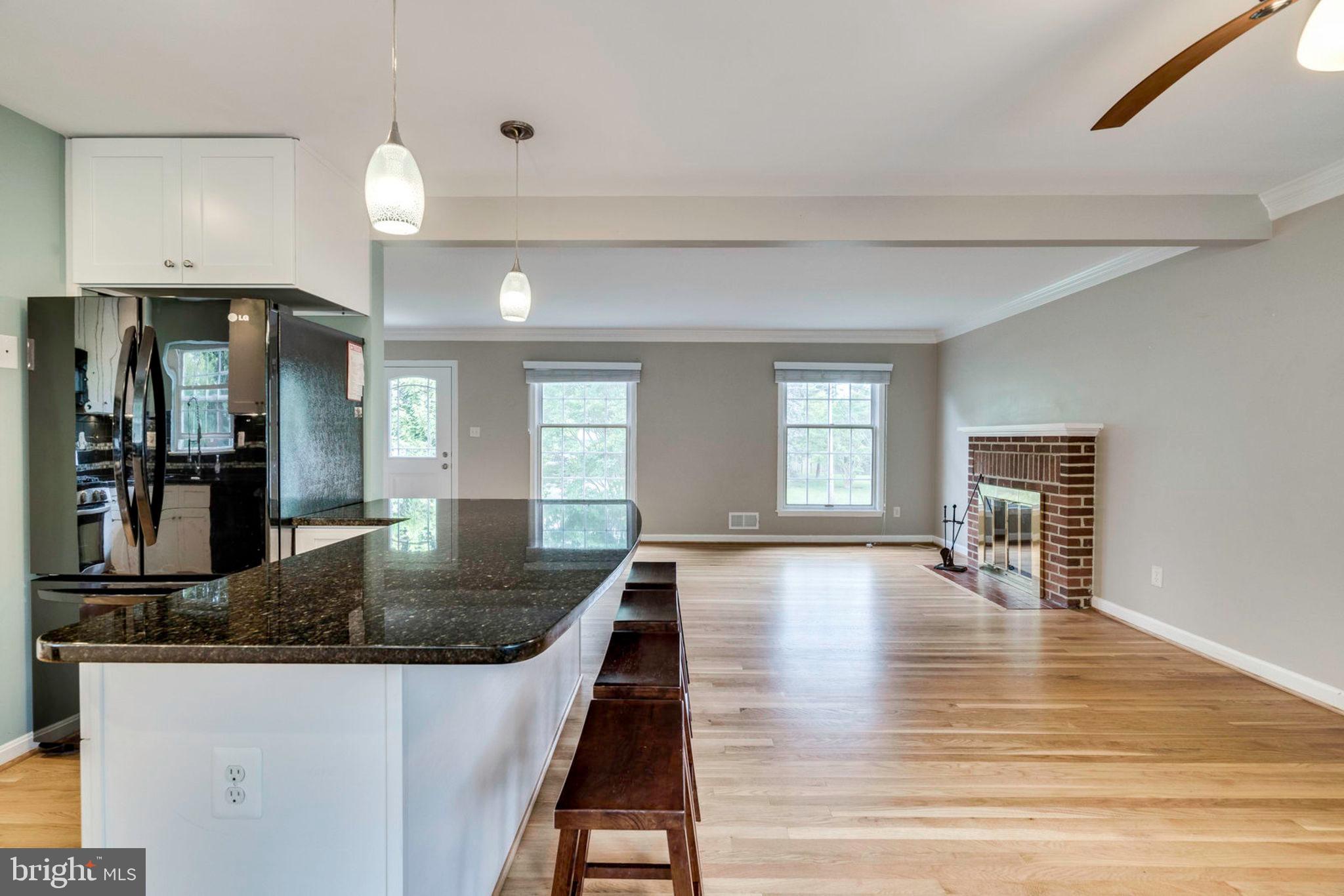 DALE VIEW MANOR - Residential Lease