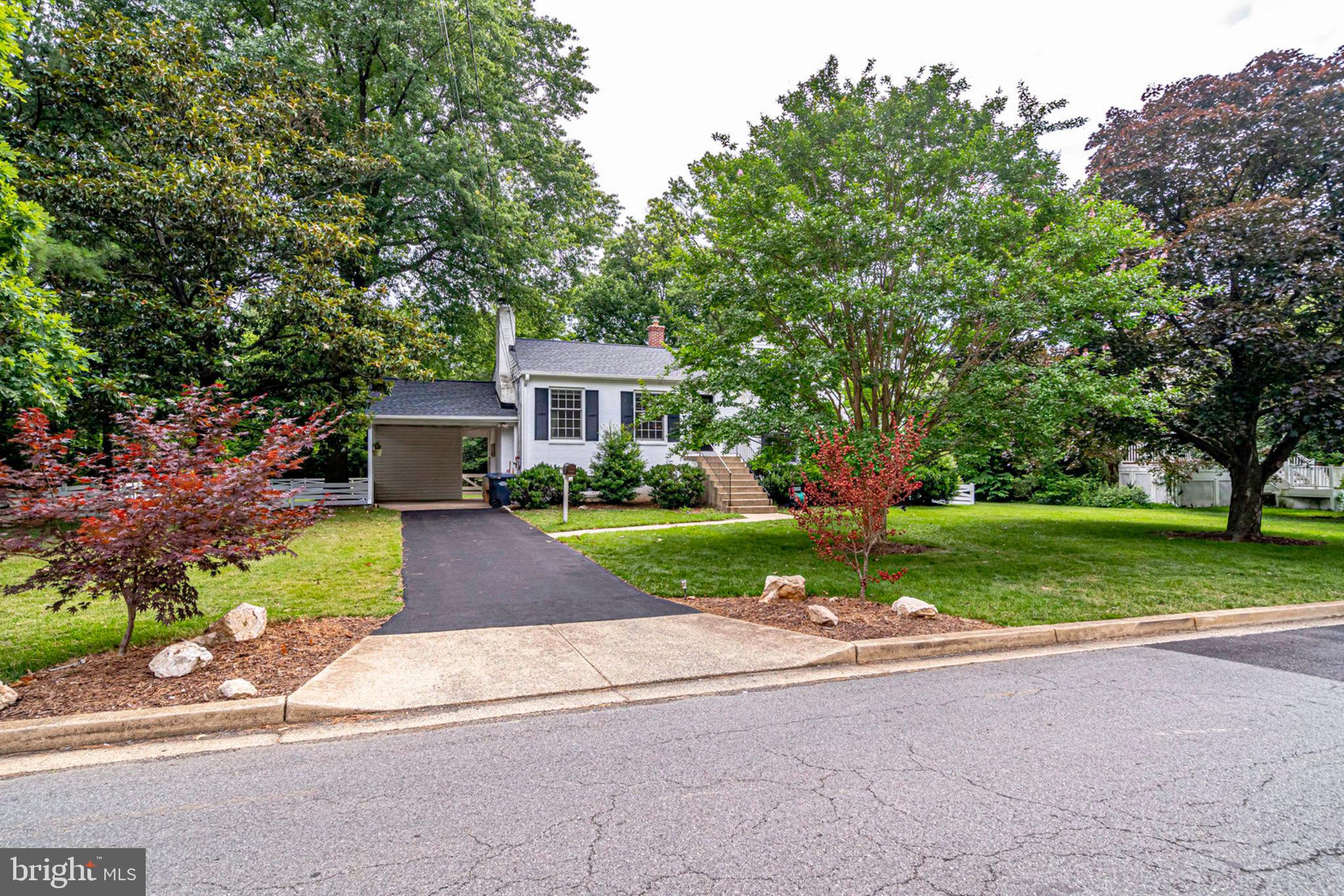 DALE VIEW MANOR - Residential Lease