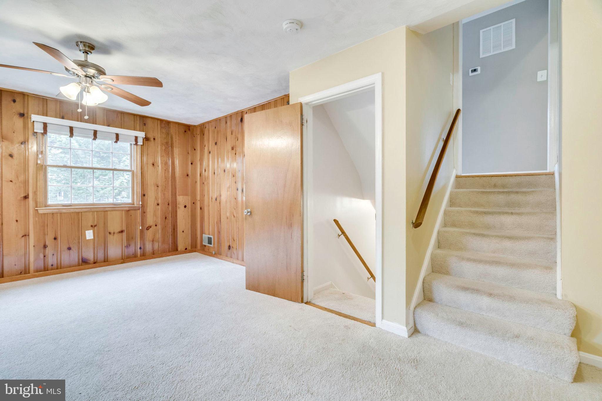 DALE VIEW MANOR - Residential Lease