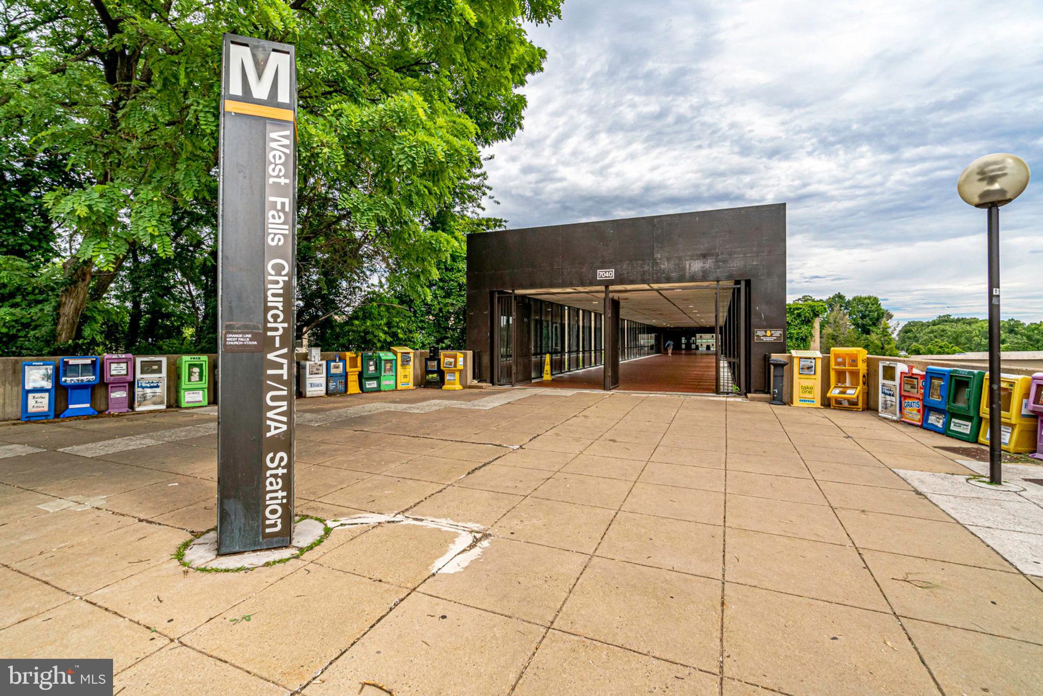 DALE VIEW MANOR - Residential Lease