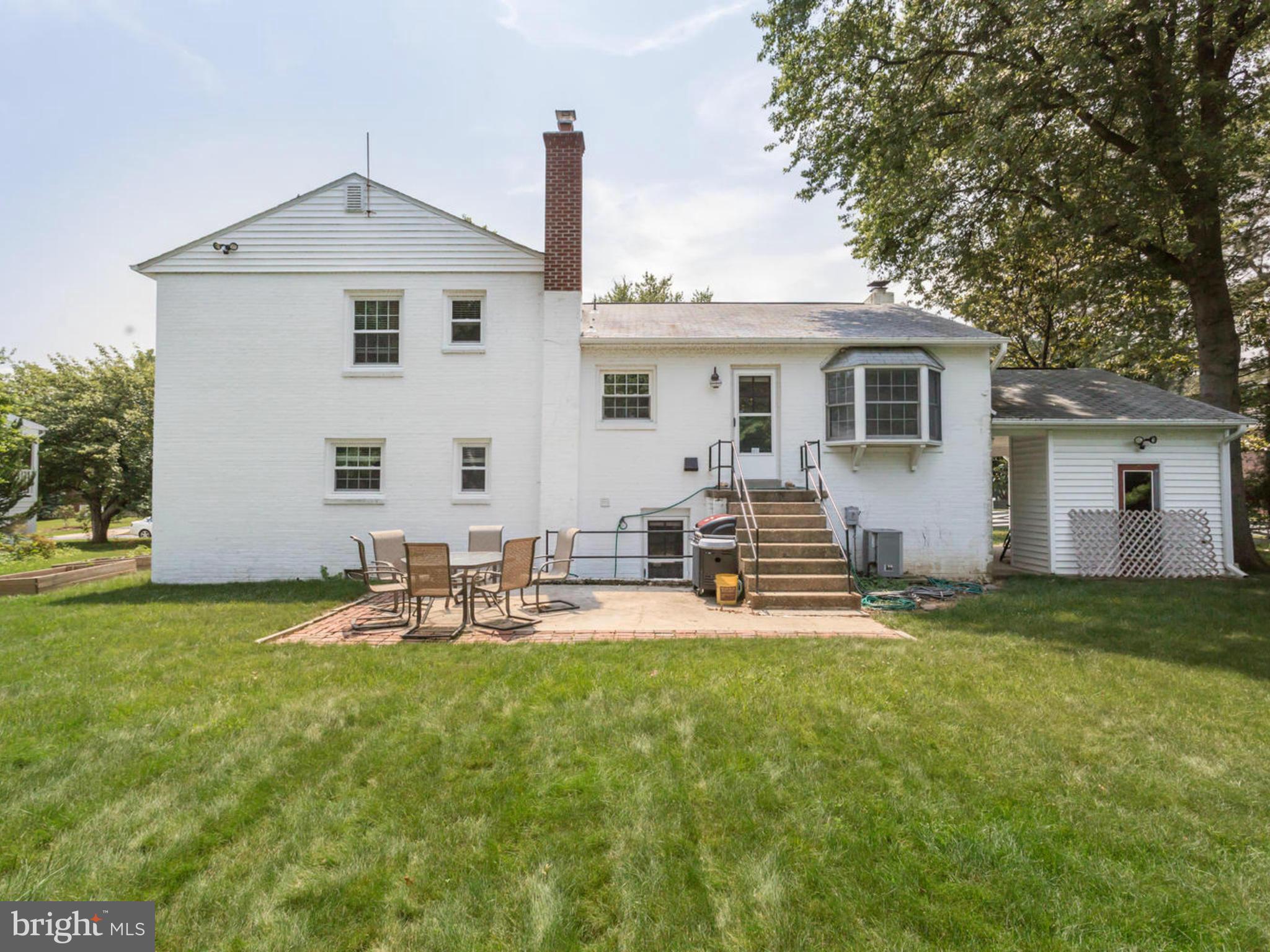 DALE VIEW MANOR - Residential Lease