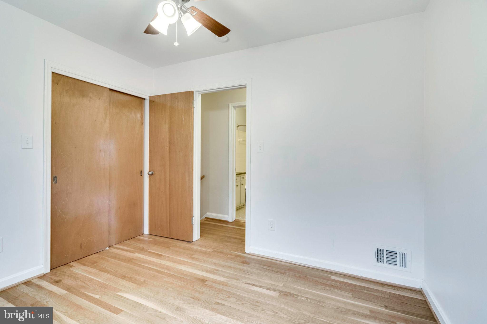 DALE VIEW MANOR - Residential Lease