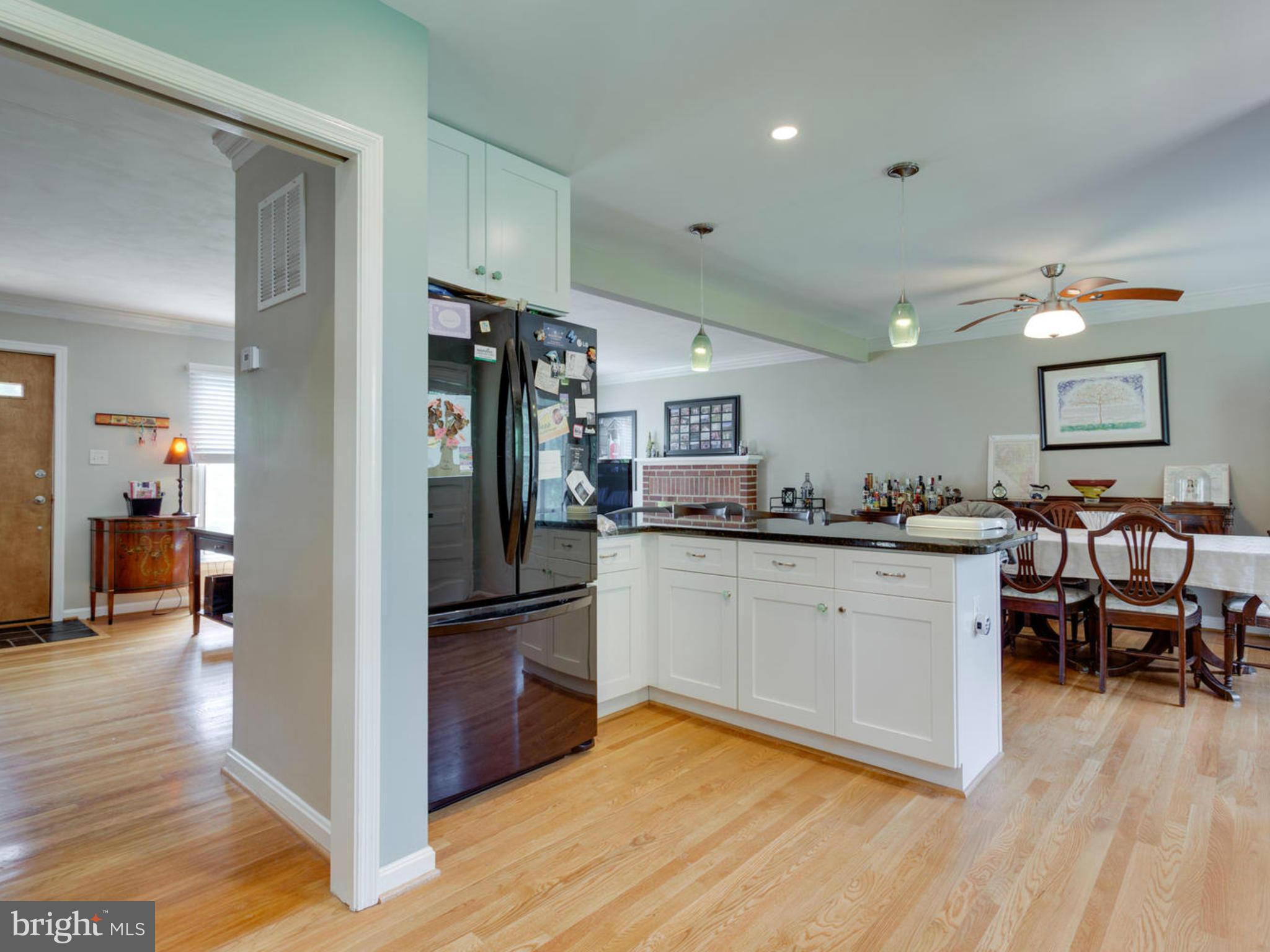 DALE VIEW MANOR - Residential Lease