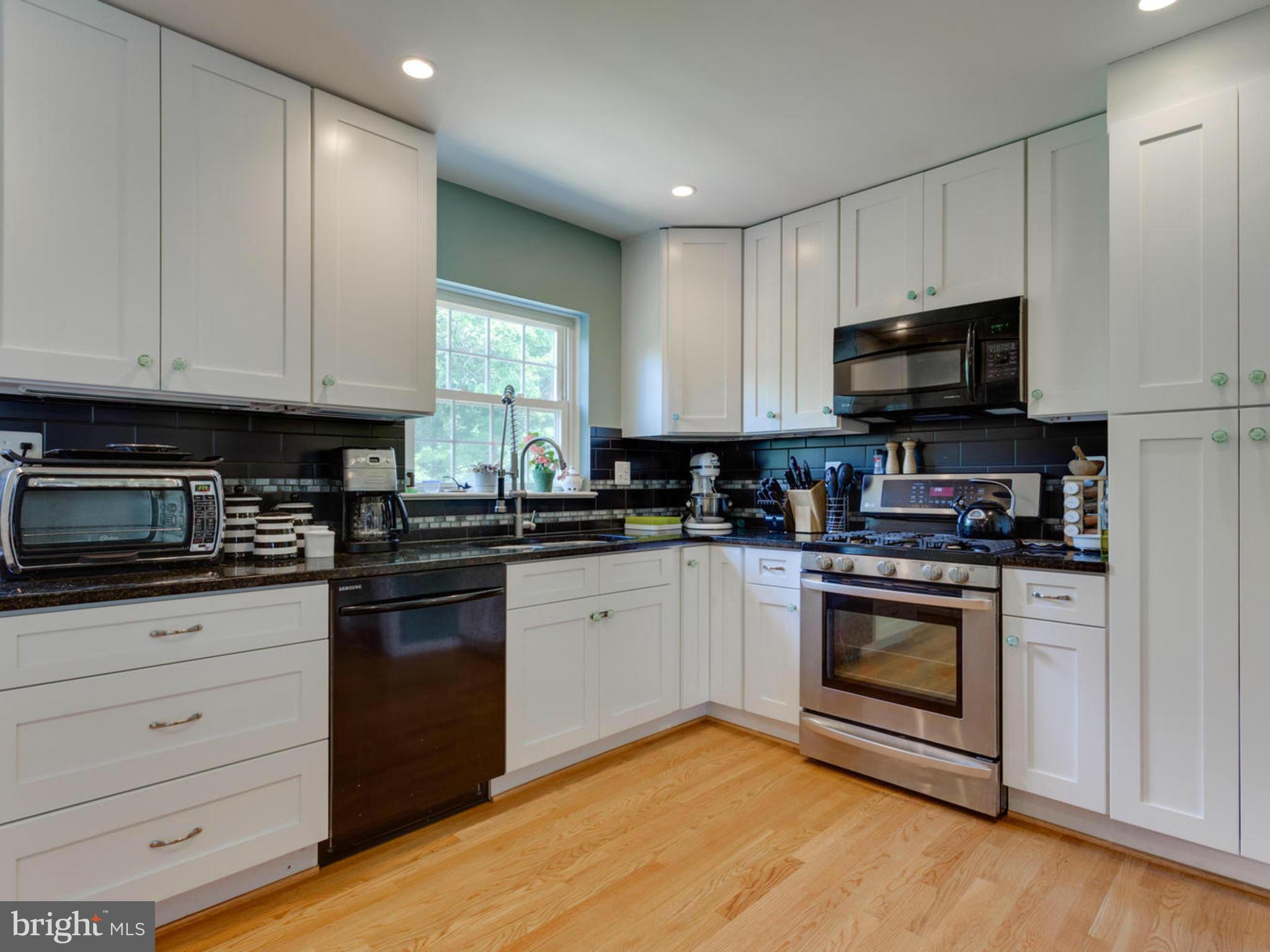 DALE VIEW MANOR - Residential Lease