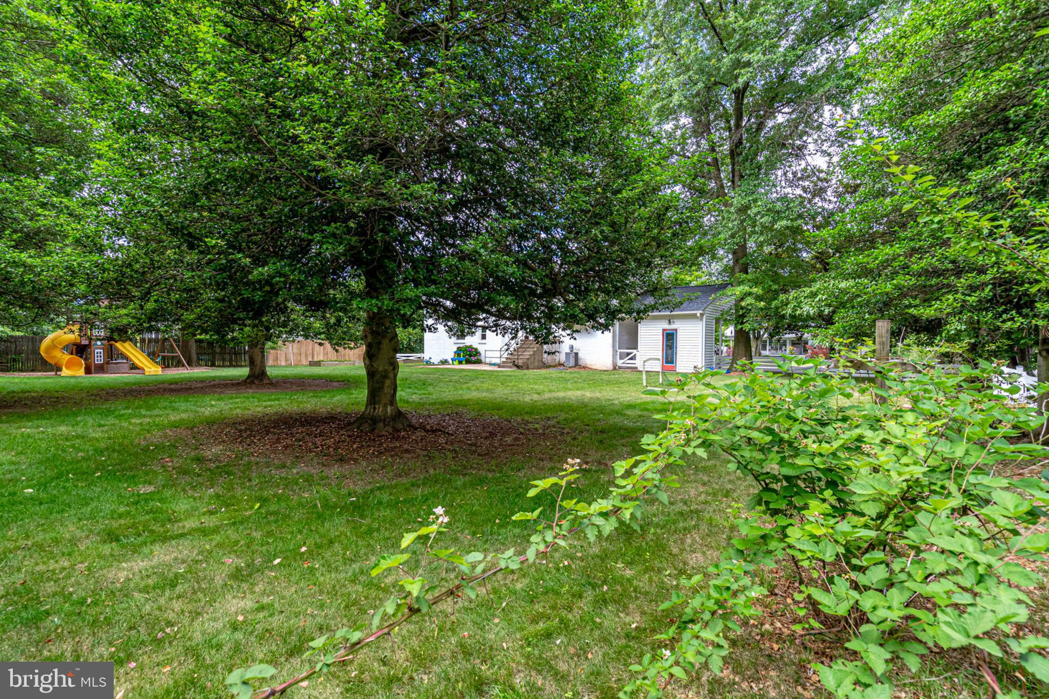 DALE VIEW MANOR - Residential Lease