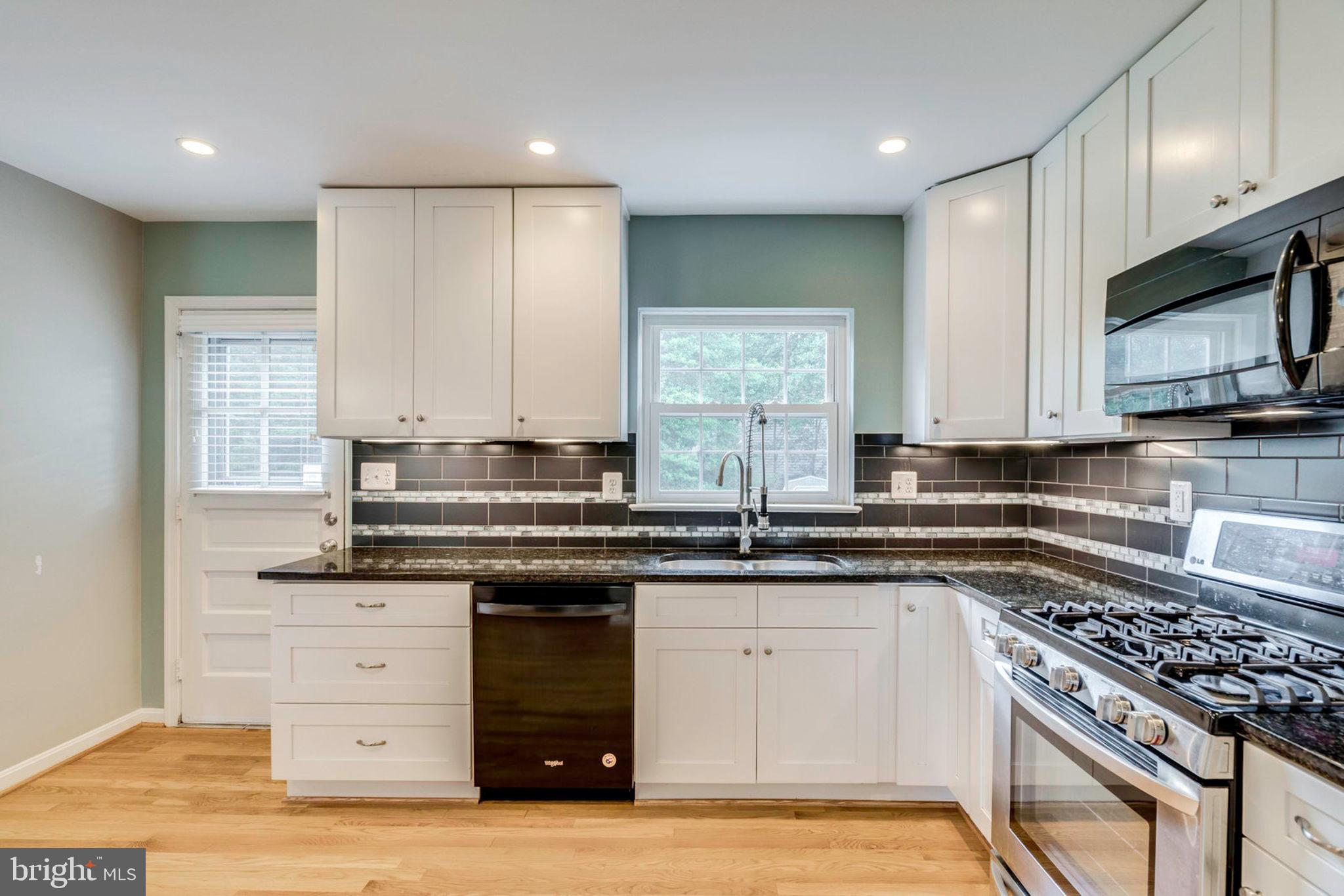 DALE VIEW MANOR - Residential Lease