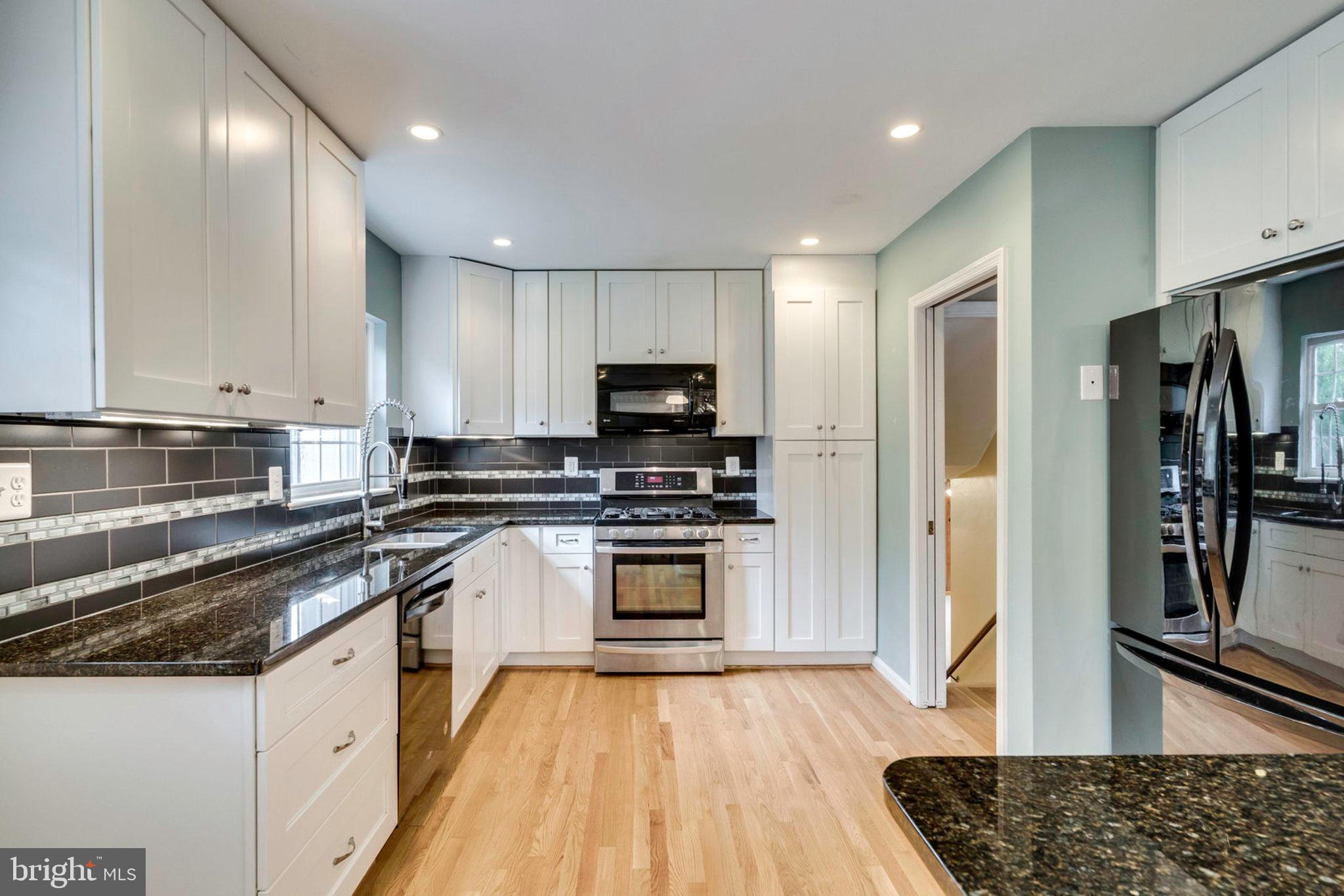 DALE VIEW MANOR - Residential Lease