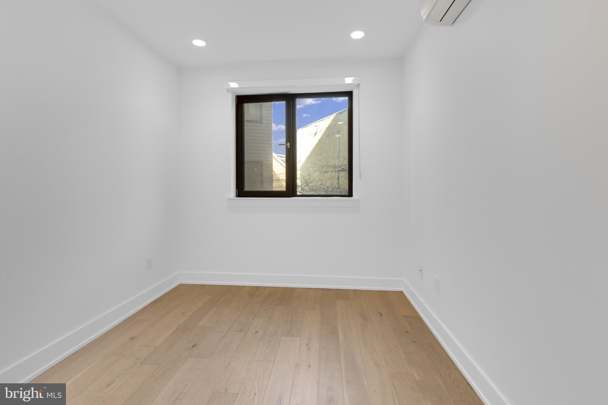 FISHTOWN - Residential Lease