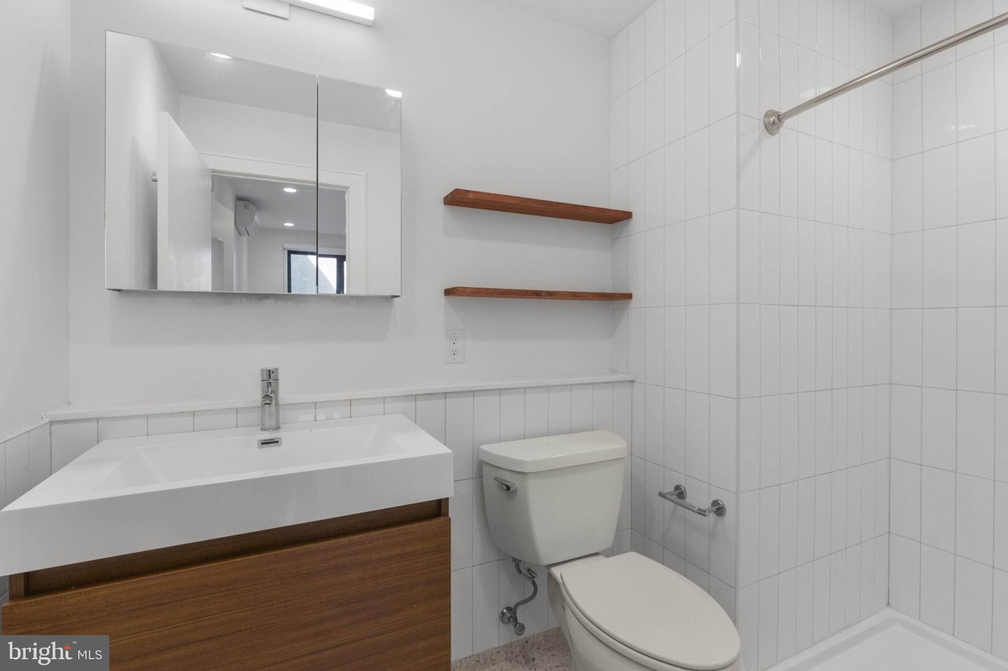 FISHTOWN - Residential Lease