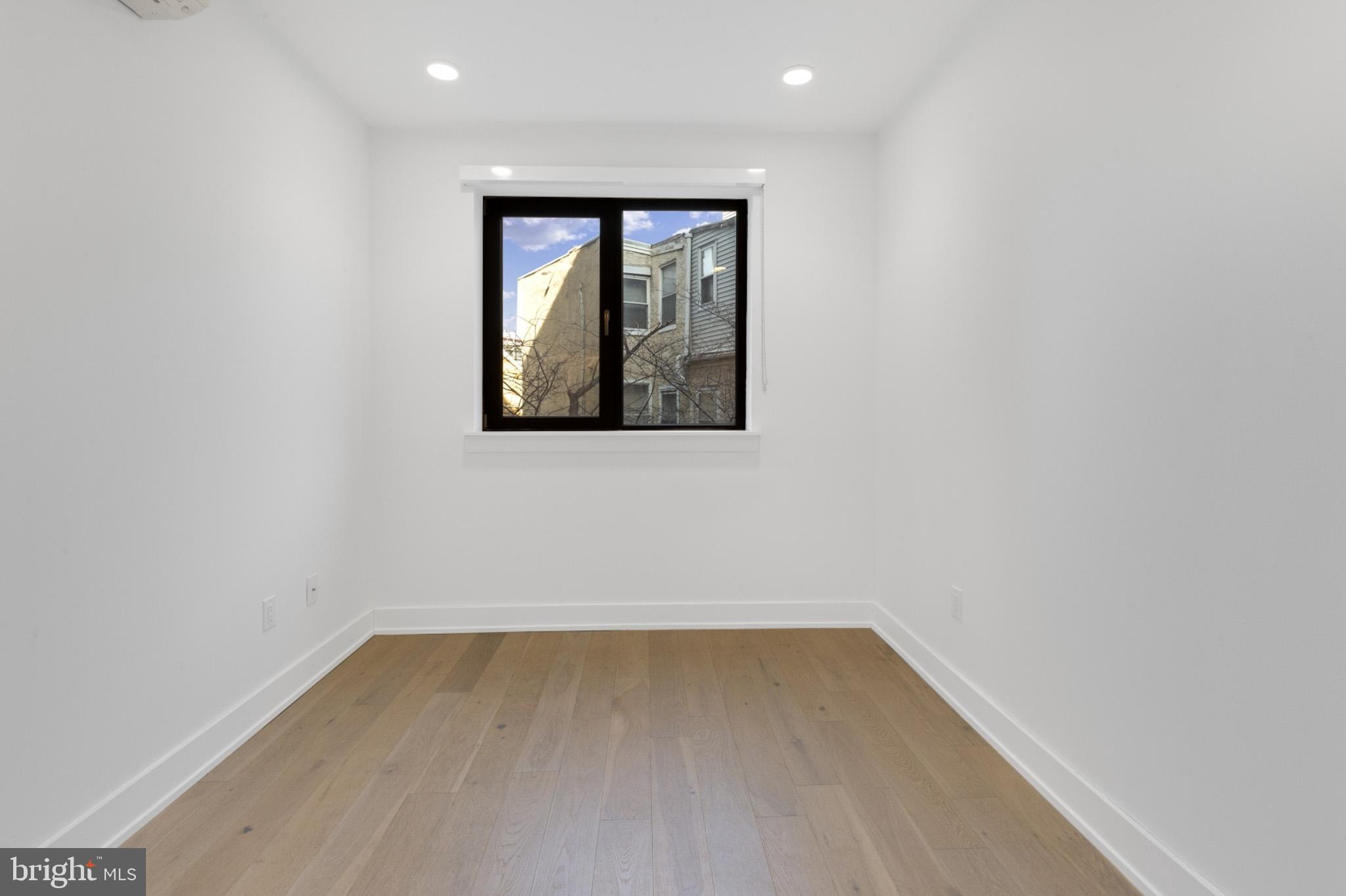 FISHTOWN - Residential Lease