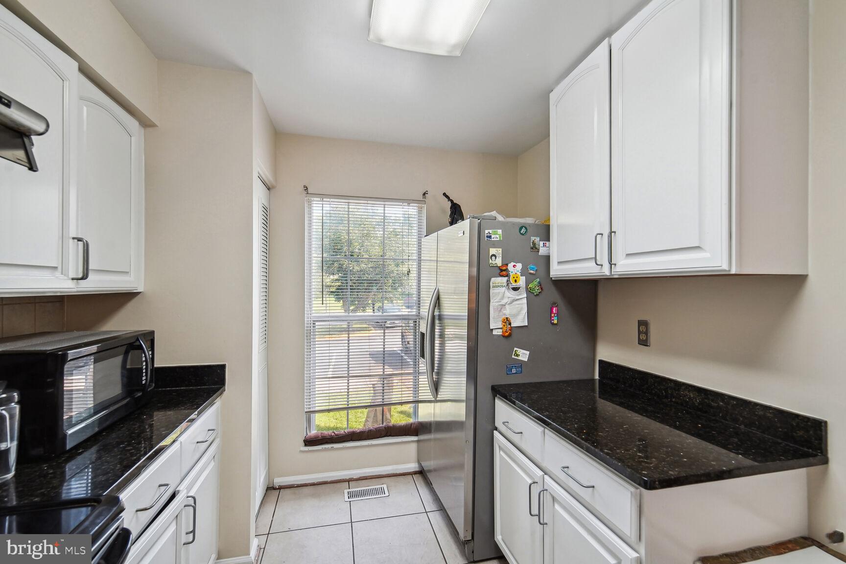 SILVER SPRING CNTRY CLUB - Residential