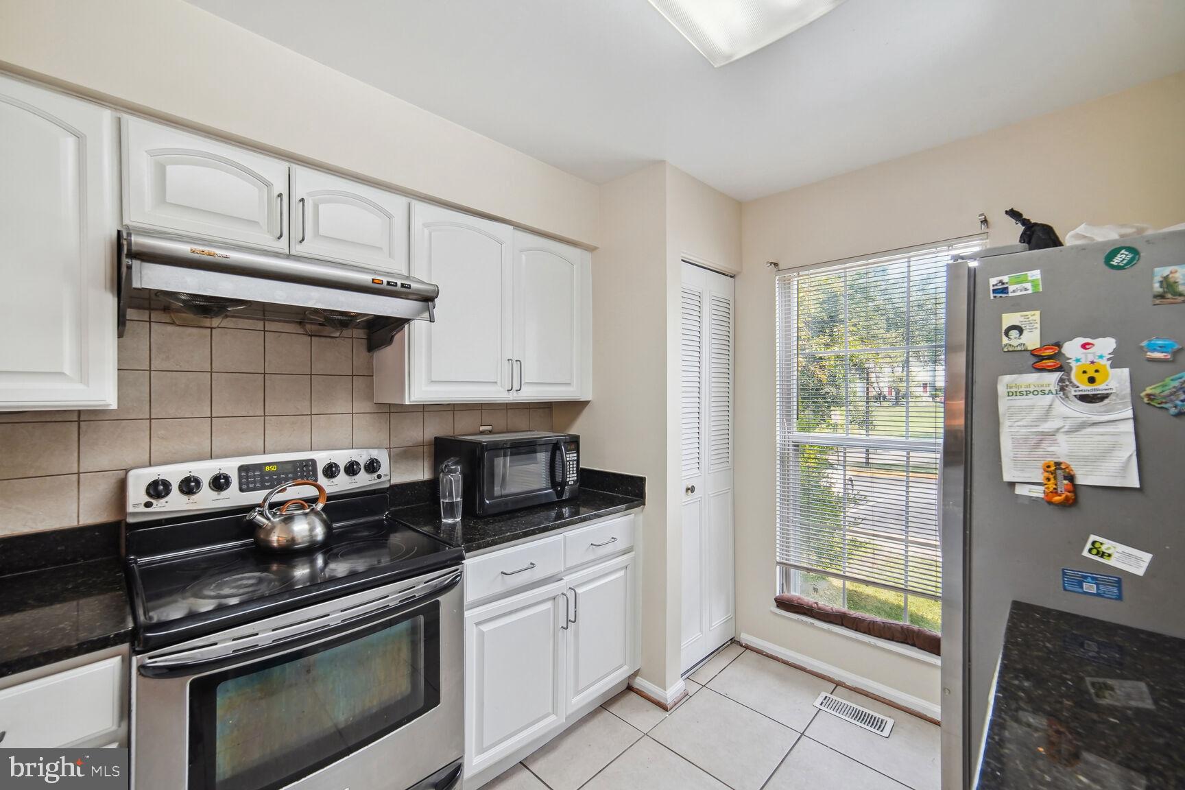 SILVER SPRING CNTRY CLUB - Residential