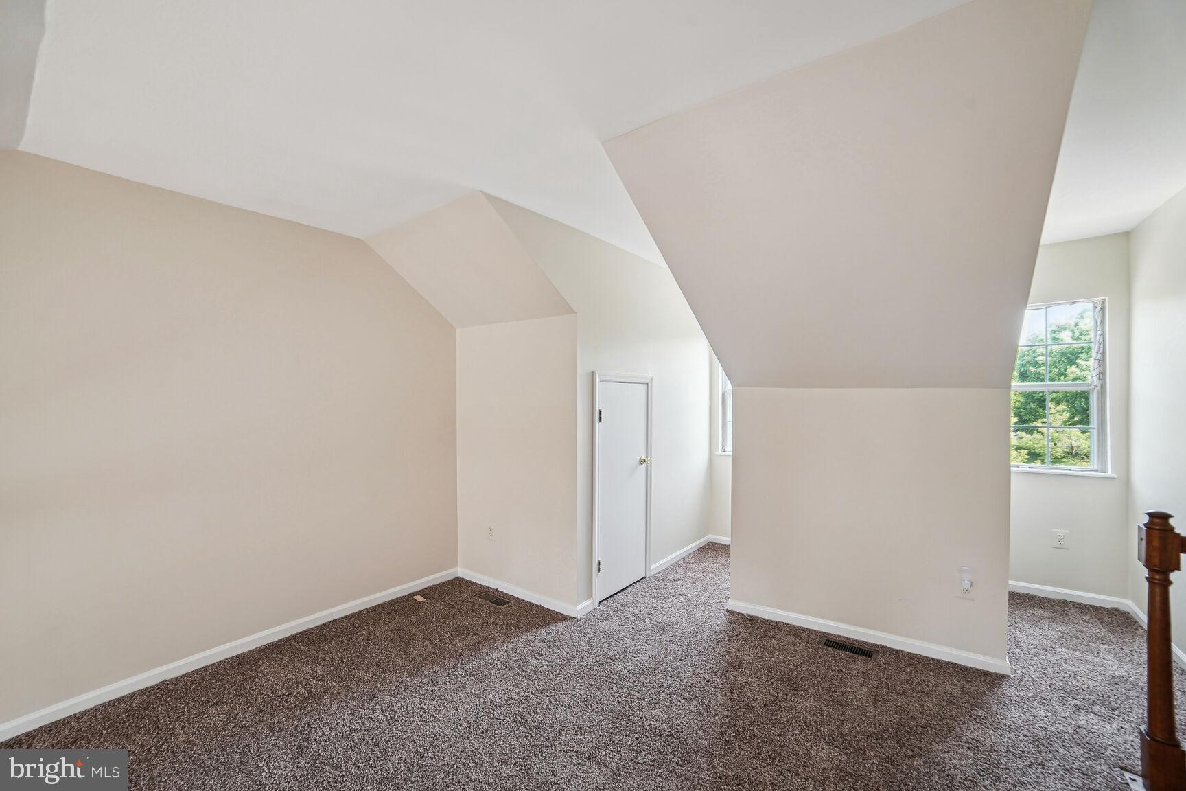 SILVER SPRING CNTRY CLUB - Residential