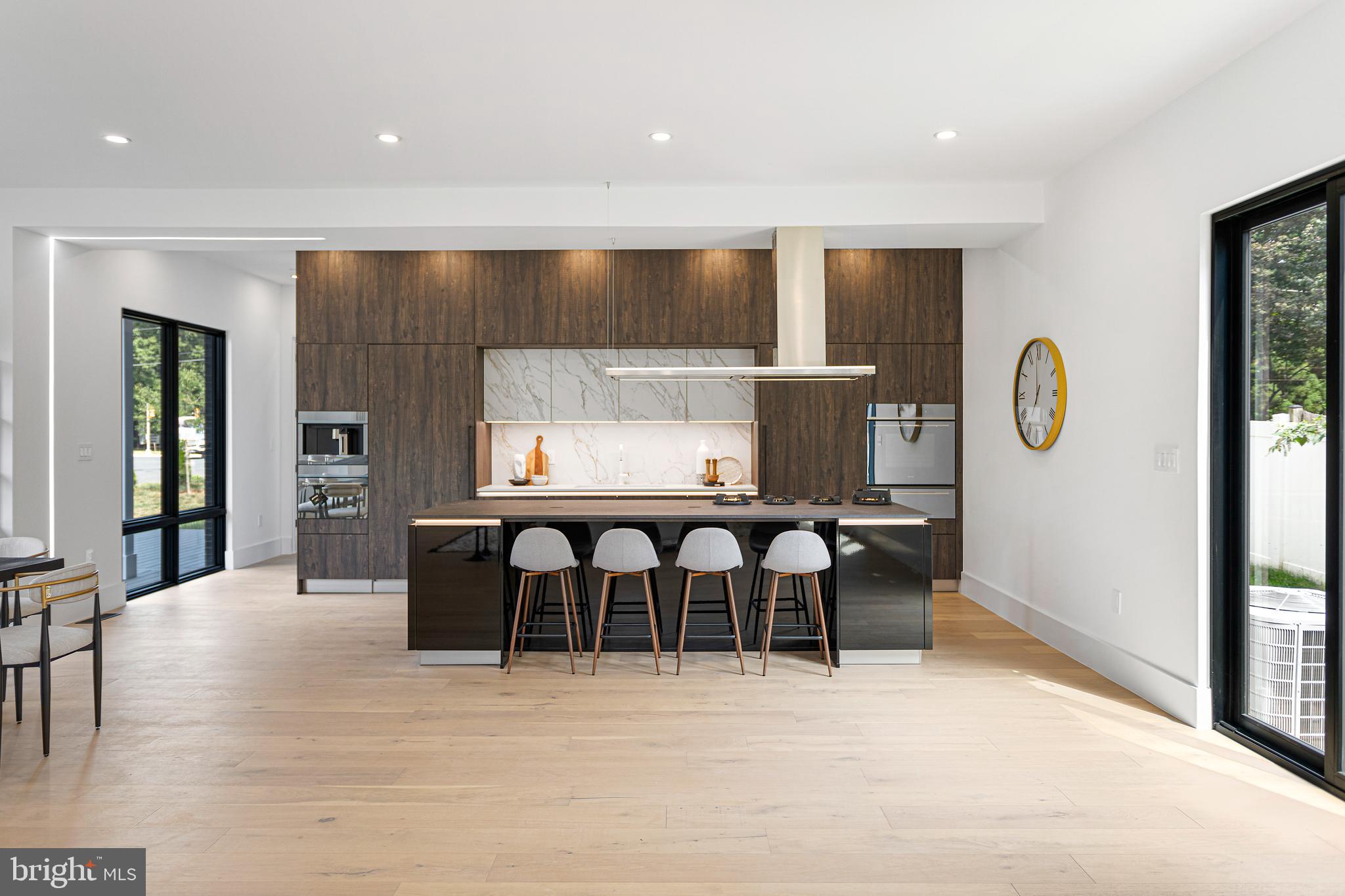 LEWINSVILLE - Residential