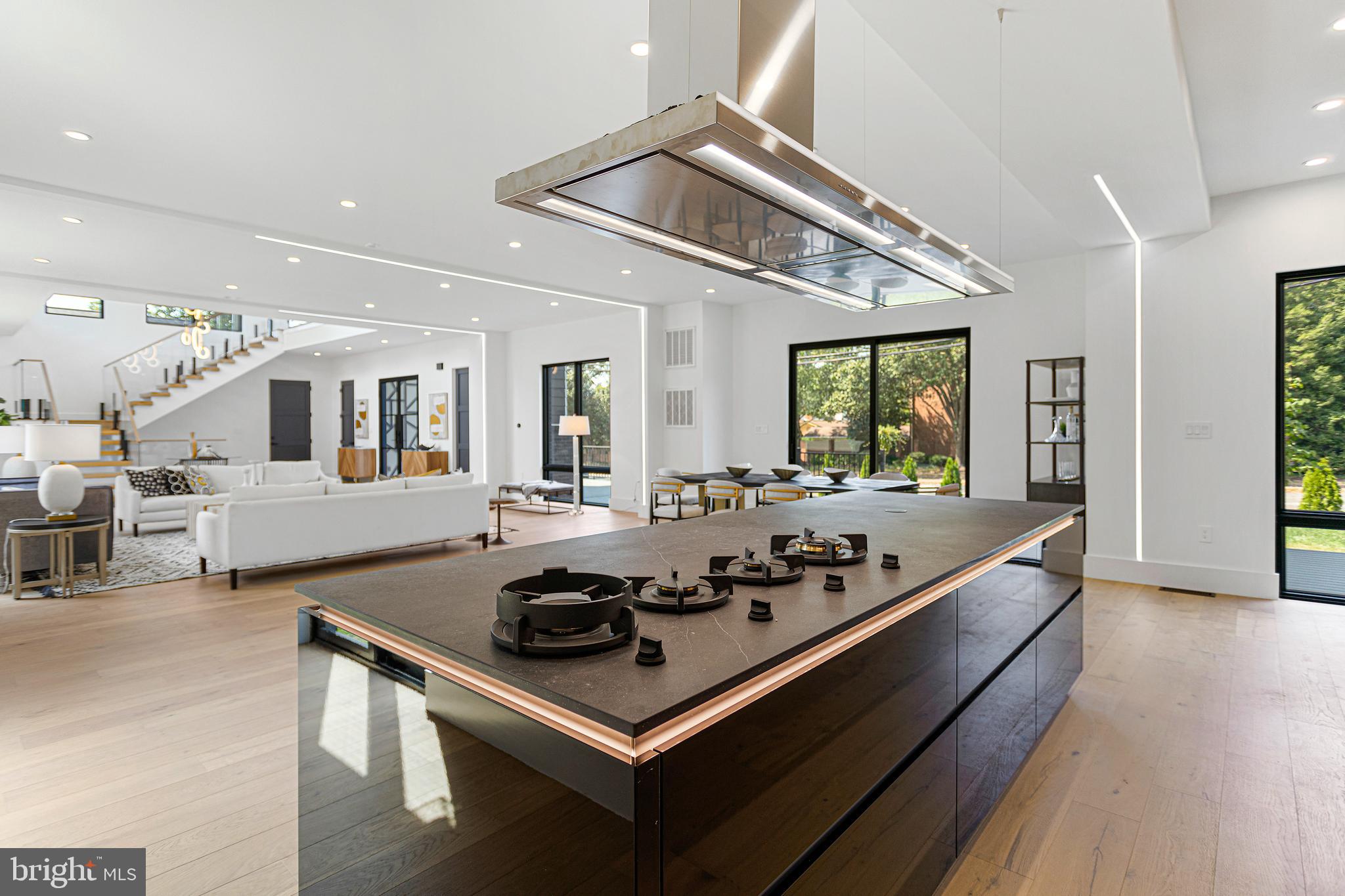 LEWINSVILLE - Residential