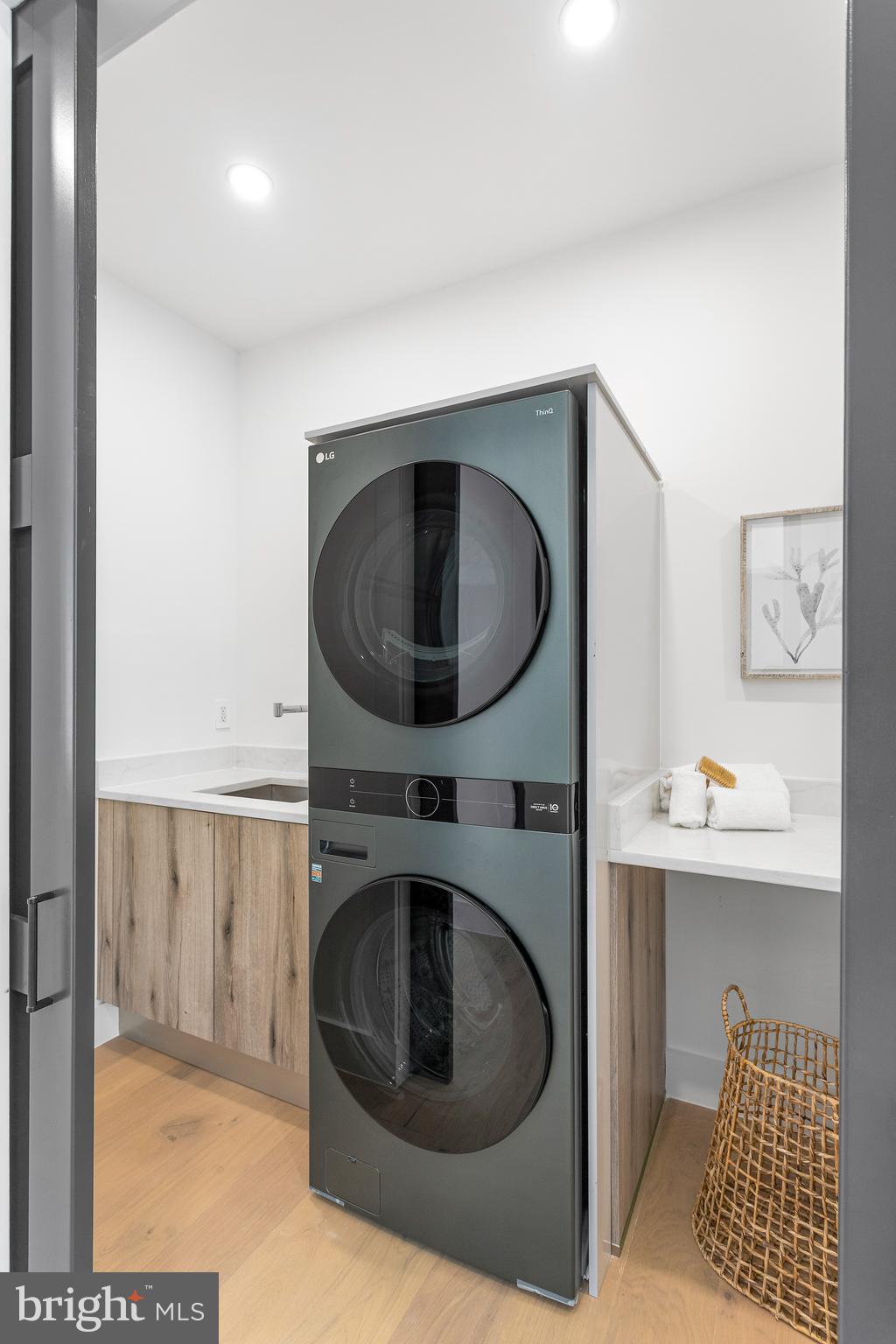 LEWINSVILLE - Residential