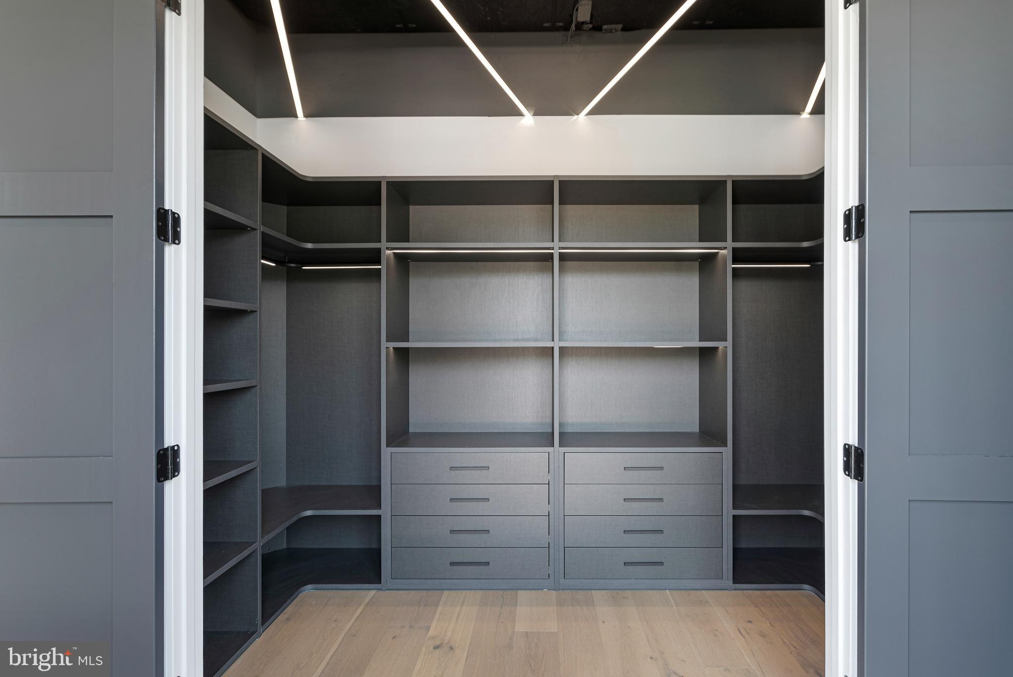 LEWINSVILLE - Residential