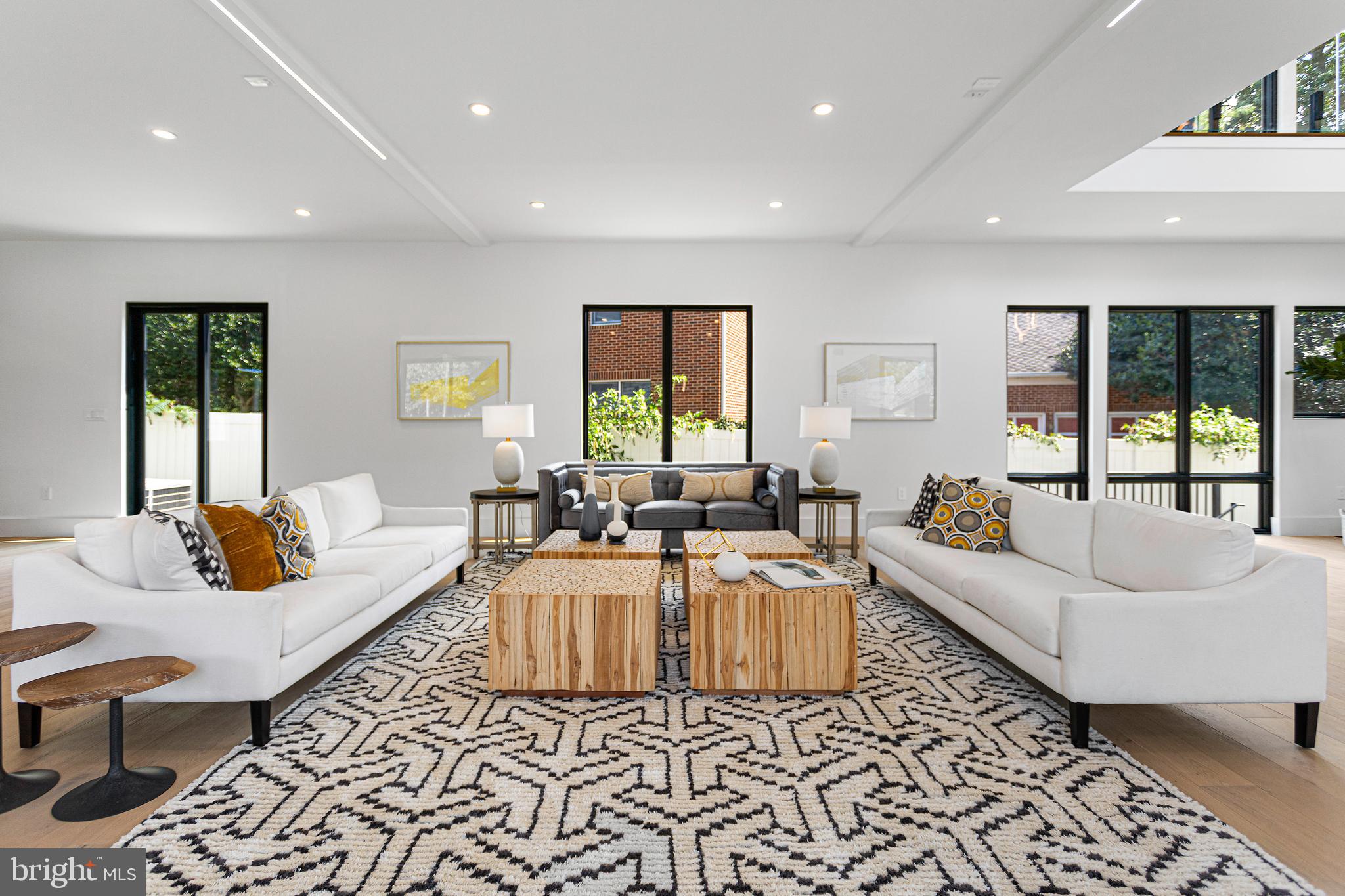 LEWINSVILLE - Residential