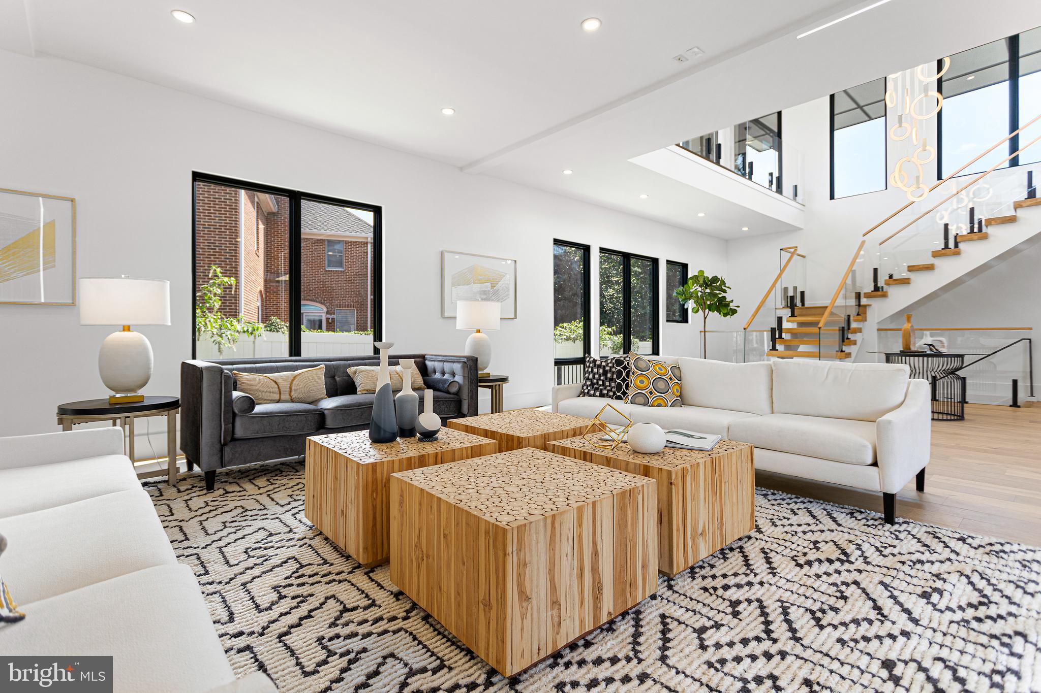 LEWINSVILLE - Residential