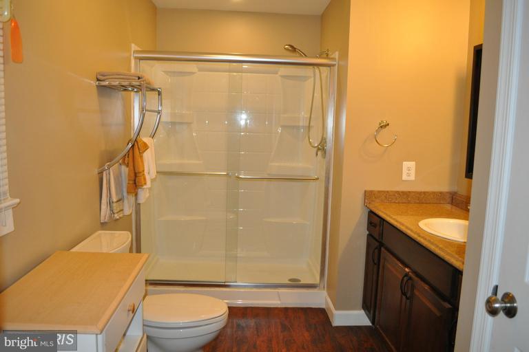 YORKSHIRE PARK - Residential Lease