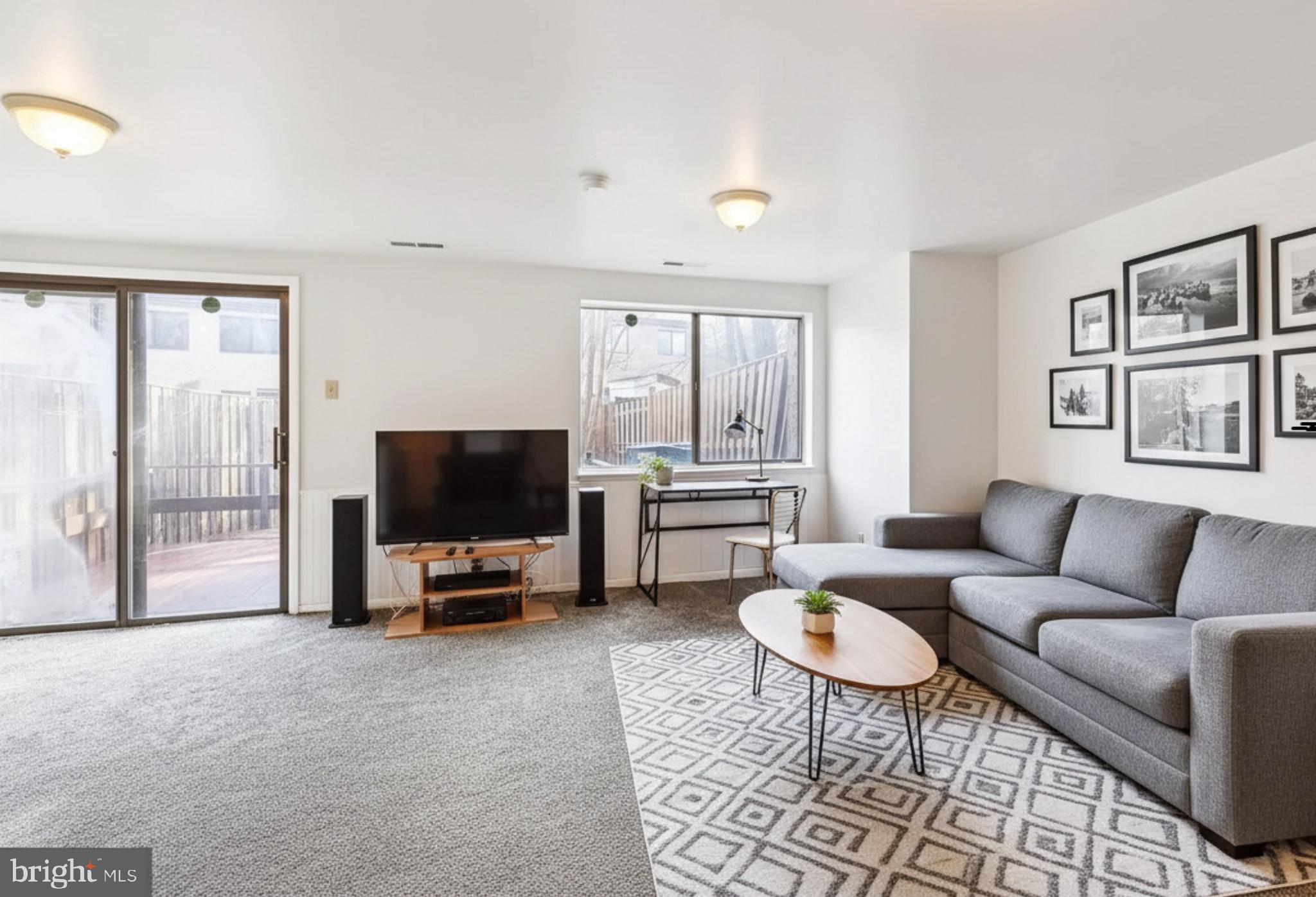 WINDSOR GREEN - Residential