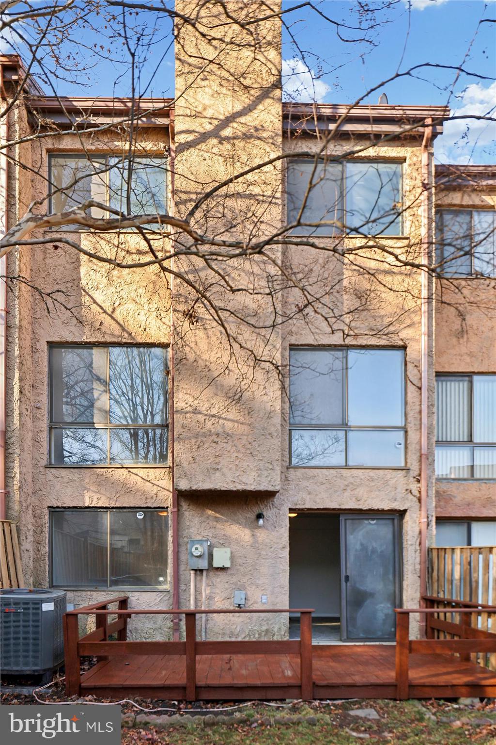 WINDSOR GREEN - Residential