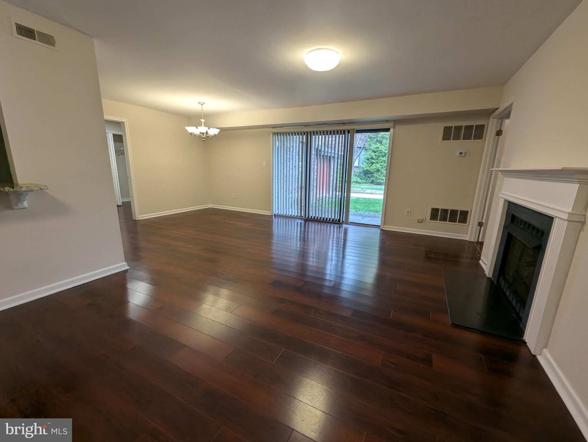 CHESTERBROOK/MNTVI - Residential Lease