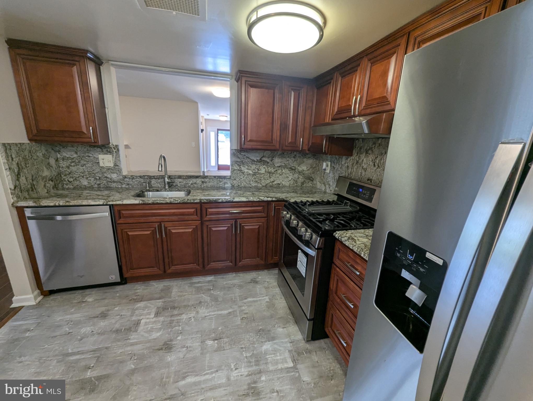 CHESTERBROOK/MNTVI - Residential Lease