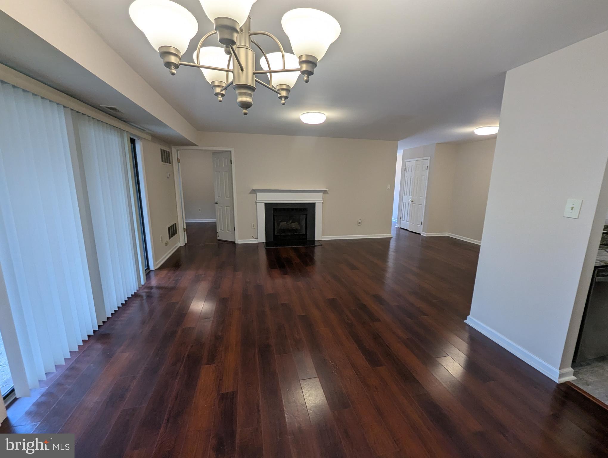 CHESTERBROOK/MNTVI - Residential Lease