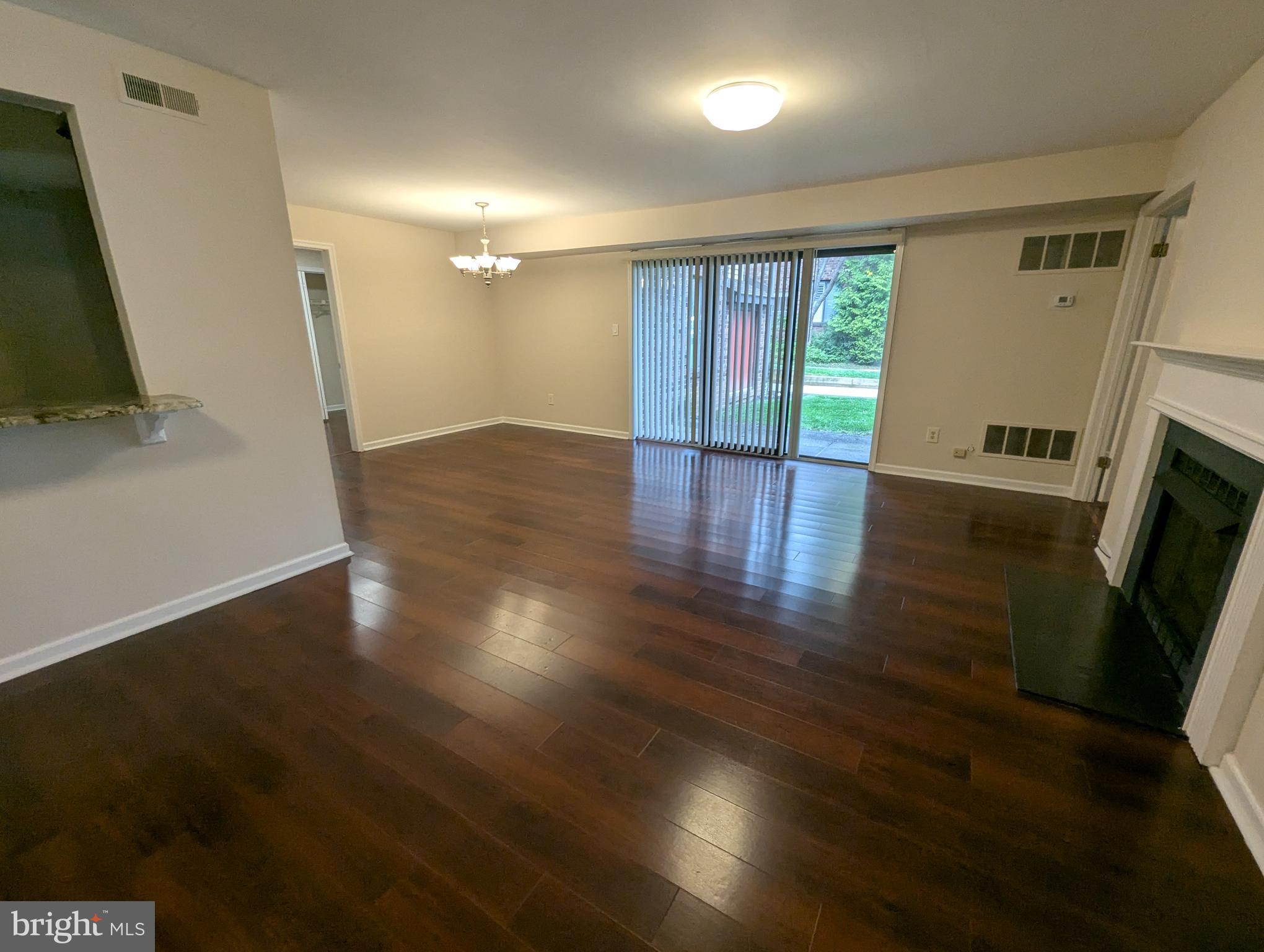 CHESTERBROOK/MNTVI - Residential Lease