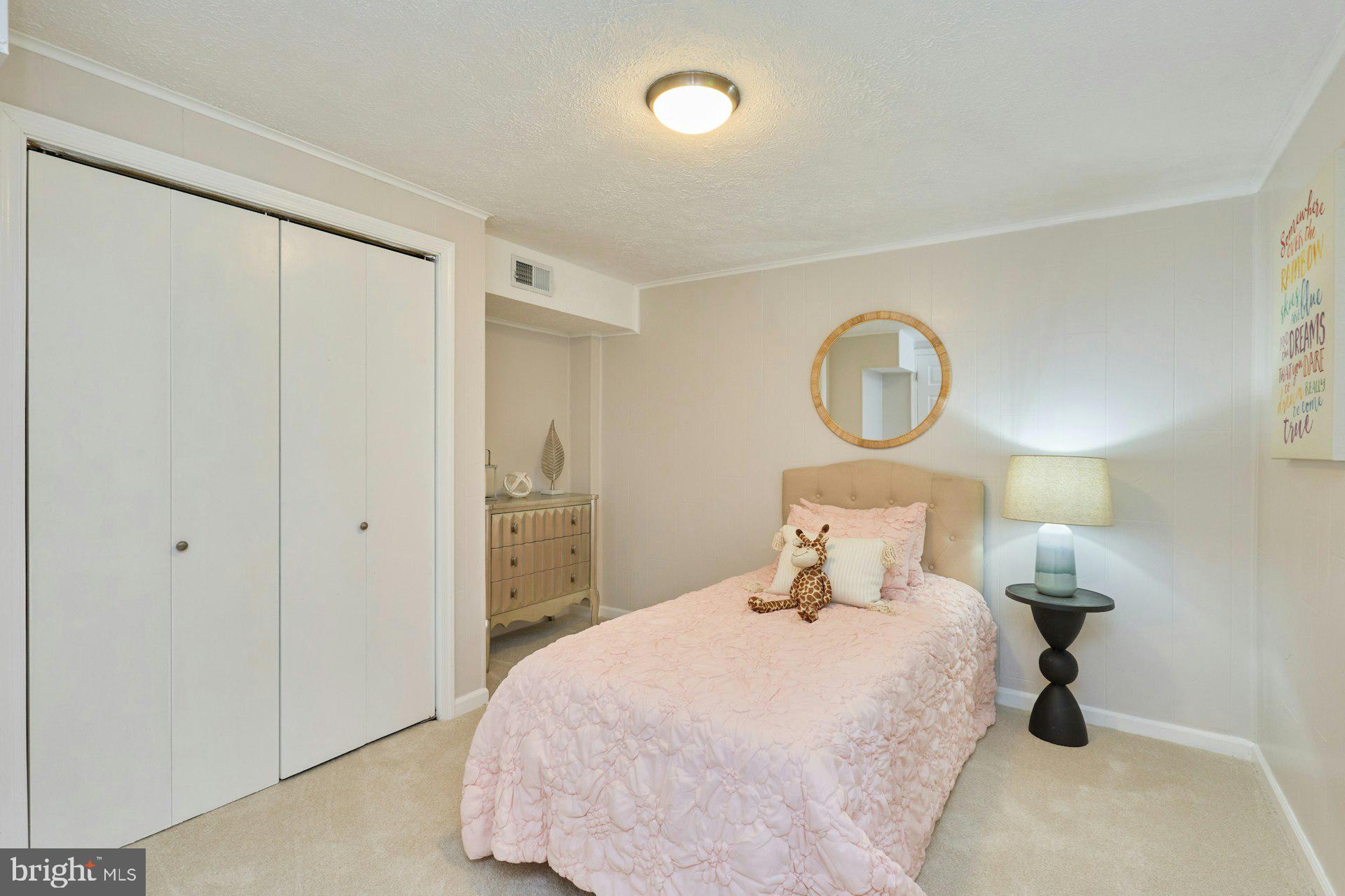 KINGS PARK WEST - Residential