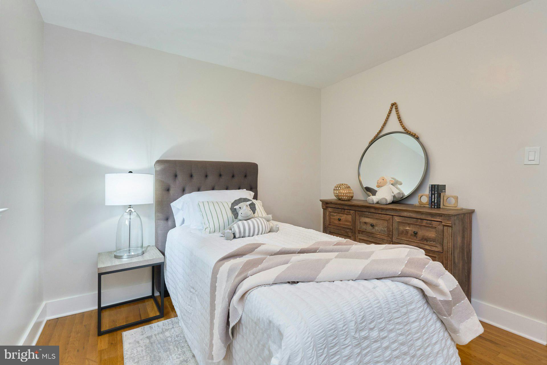 KINGS PARK WEST - Residential