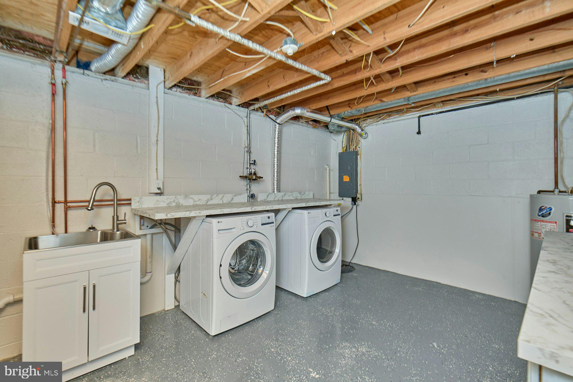 KINGS PARK WEST - Residential