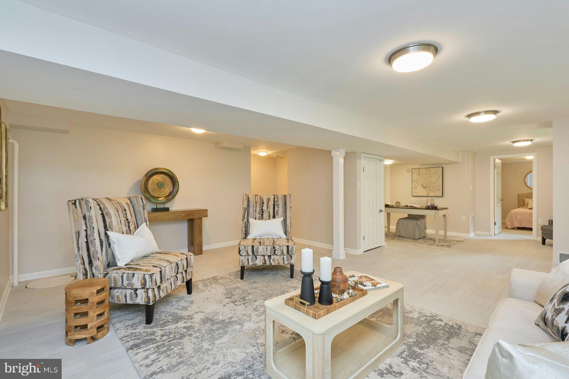 KINGS PARK WEST - Residential