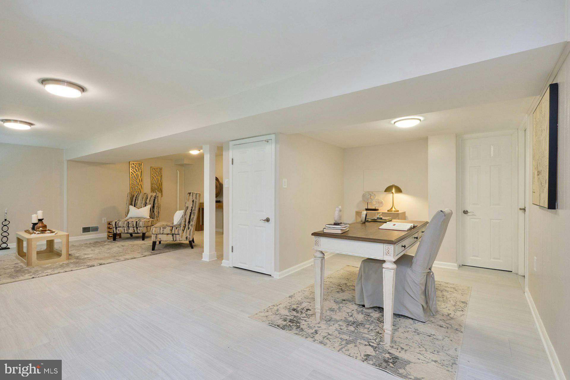 KINGS PARK WEST - Residential