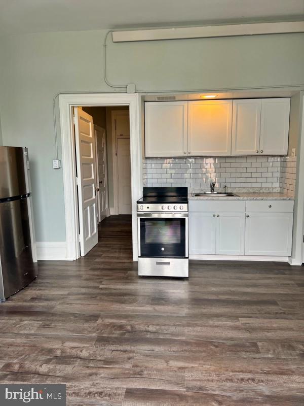 DOWNTOWN YORK - Residential Lease