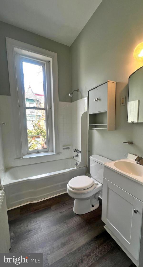 DOWNTOWN YORK - Residential Lease