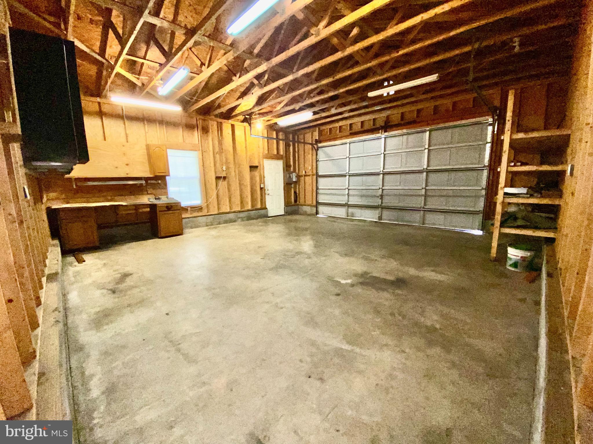 BIRCH MANOR - Residential