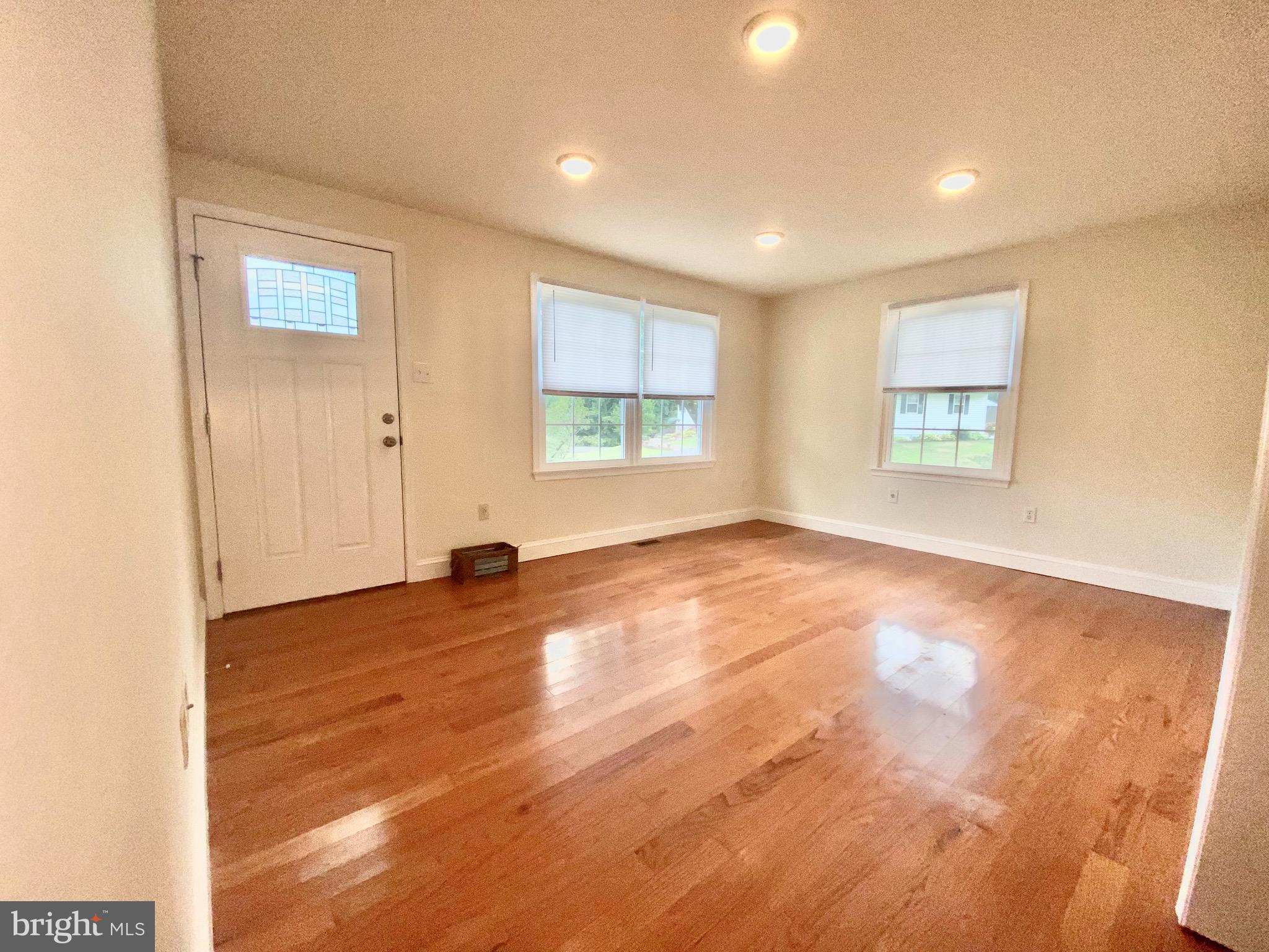 BIRCH MANOR - Residential