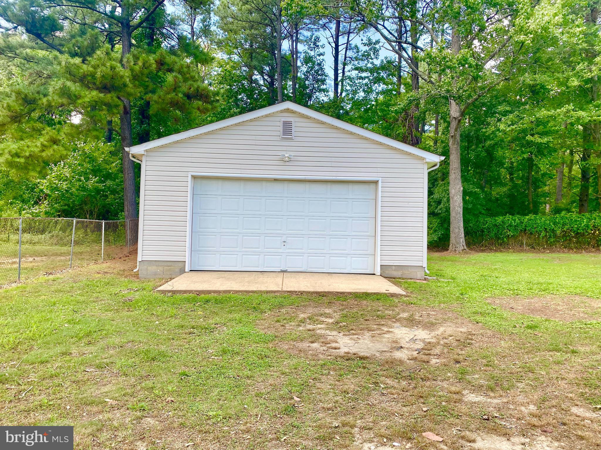 BIRCH MANOR - Residential