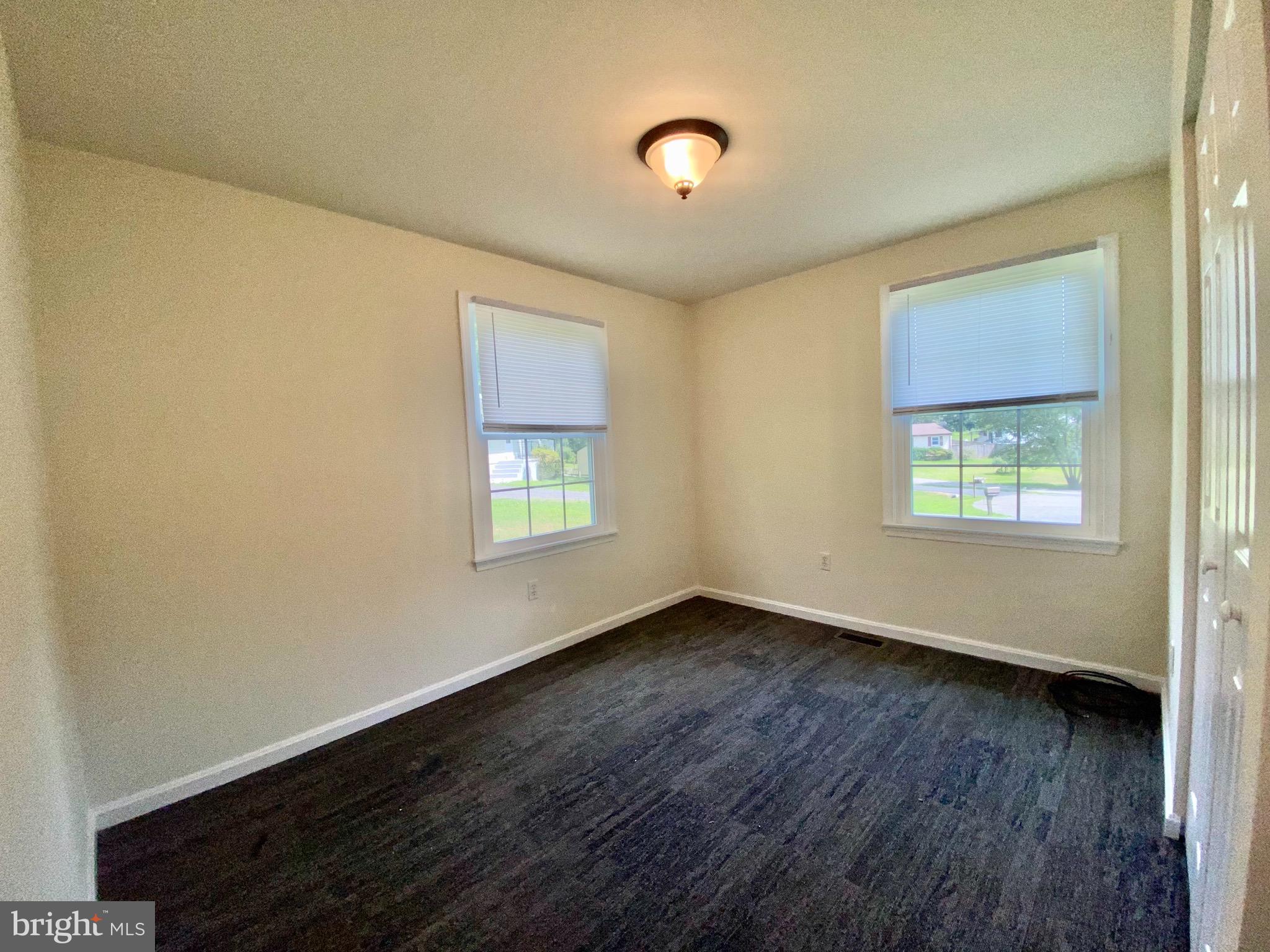 BIRCH MANOR - Residential