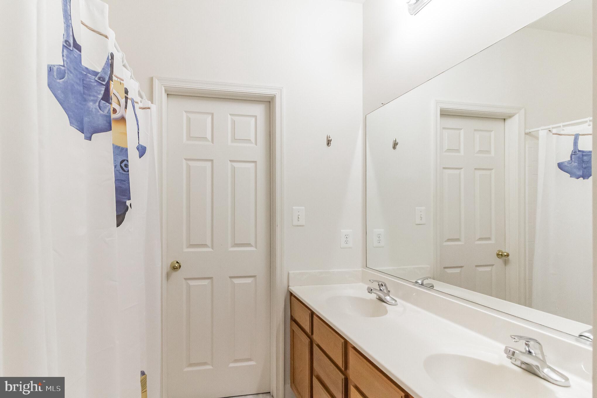 CASCADE OVERLOOK - Residential