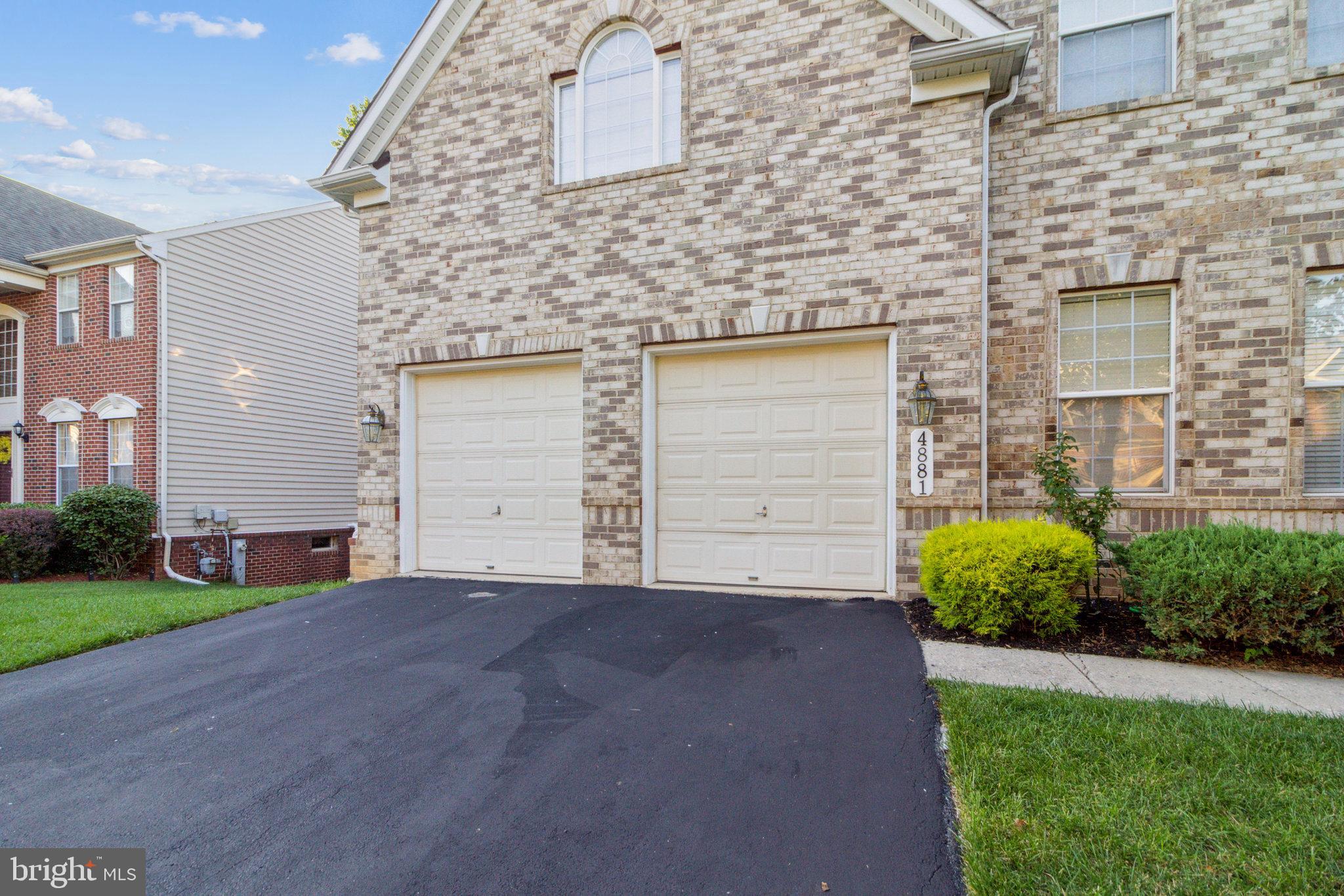 CASCADE OVERLOOK - Residential