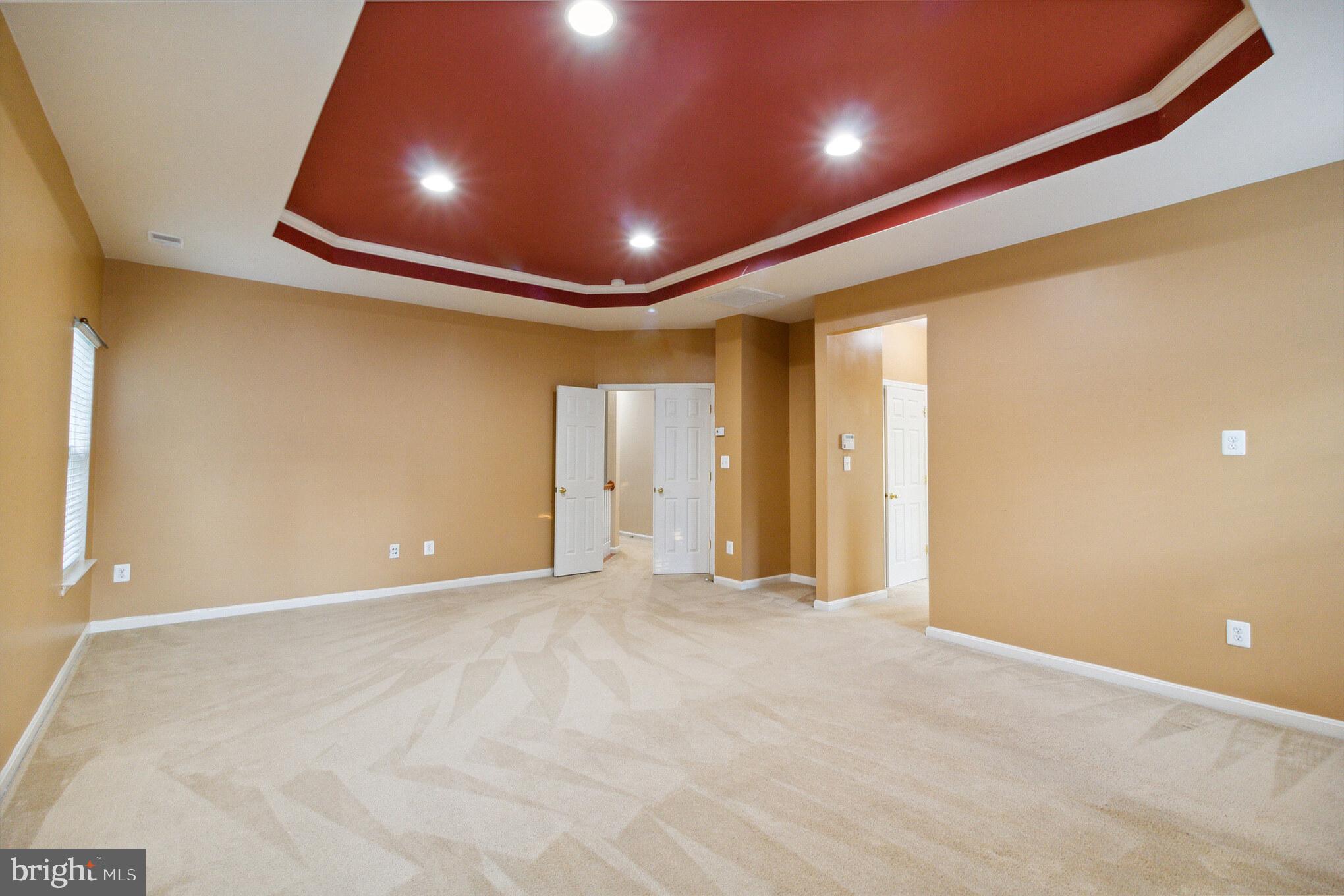 CASCADE OVERLOOK - Residential